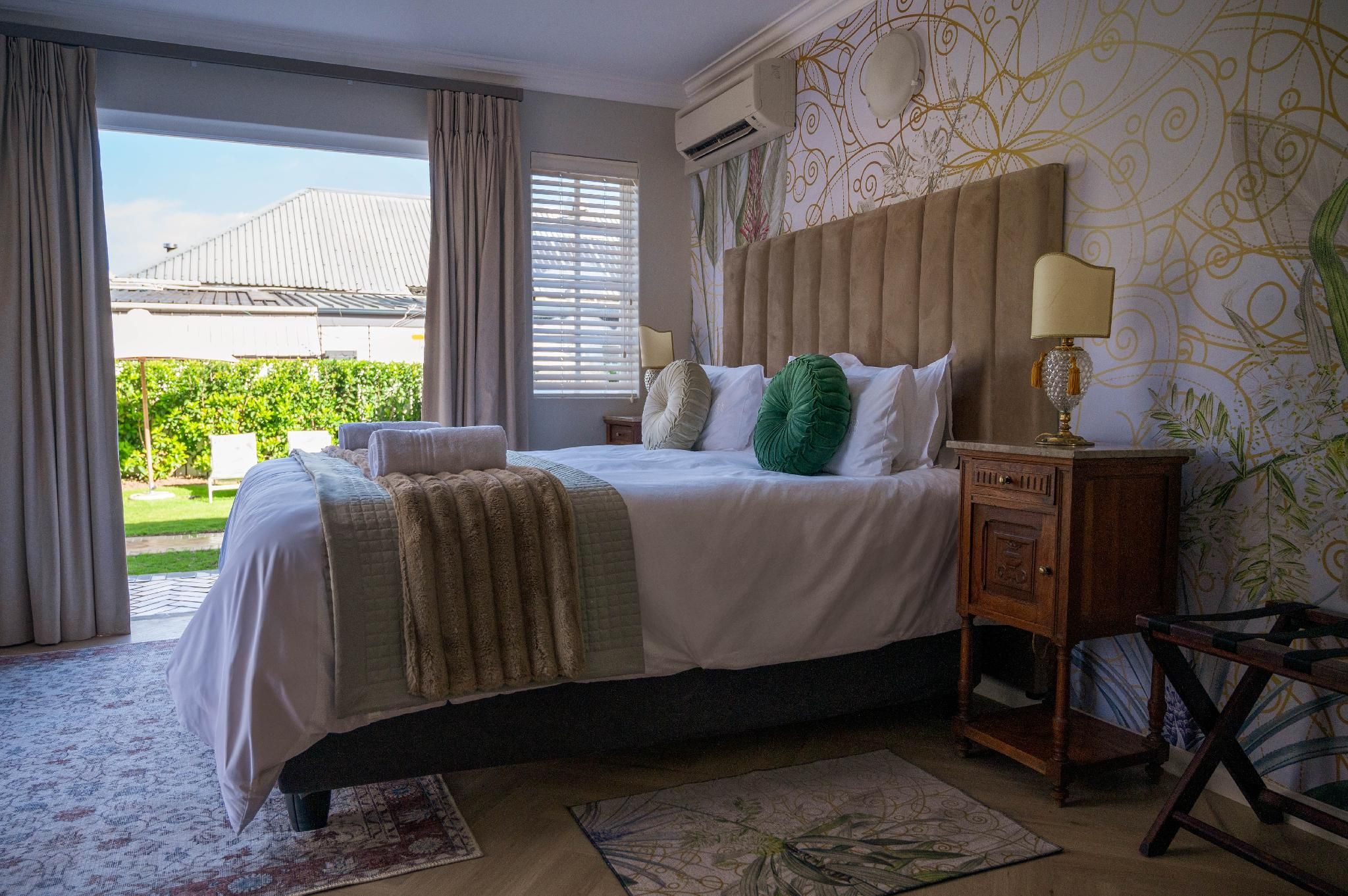 Garden View Room