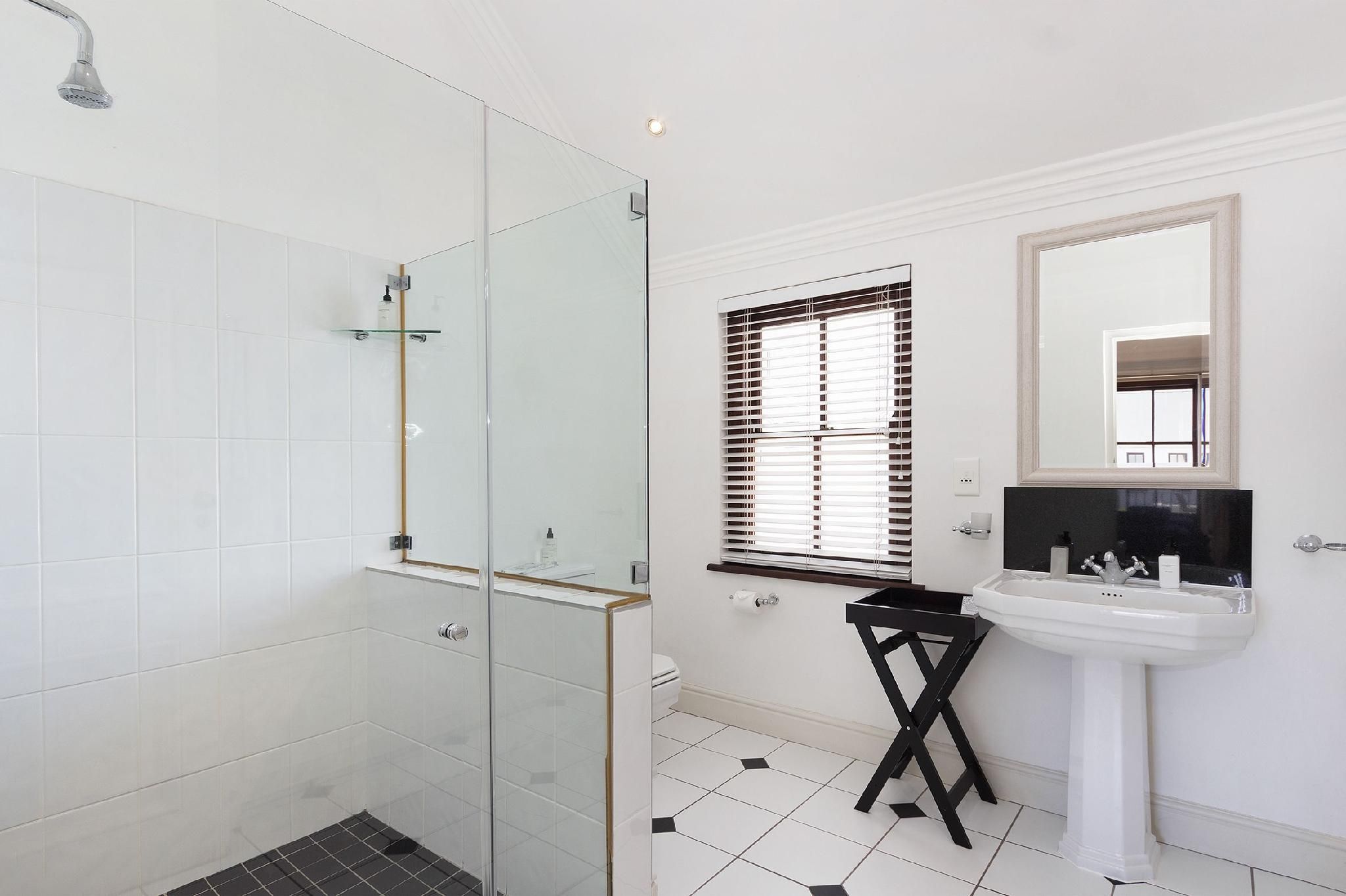1 Bedroom Superior