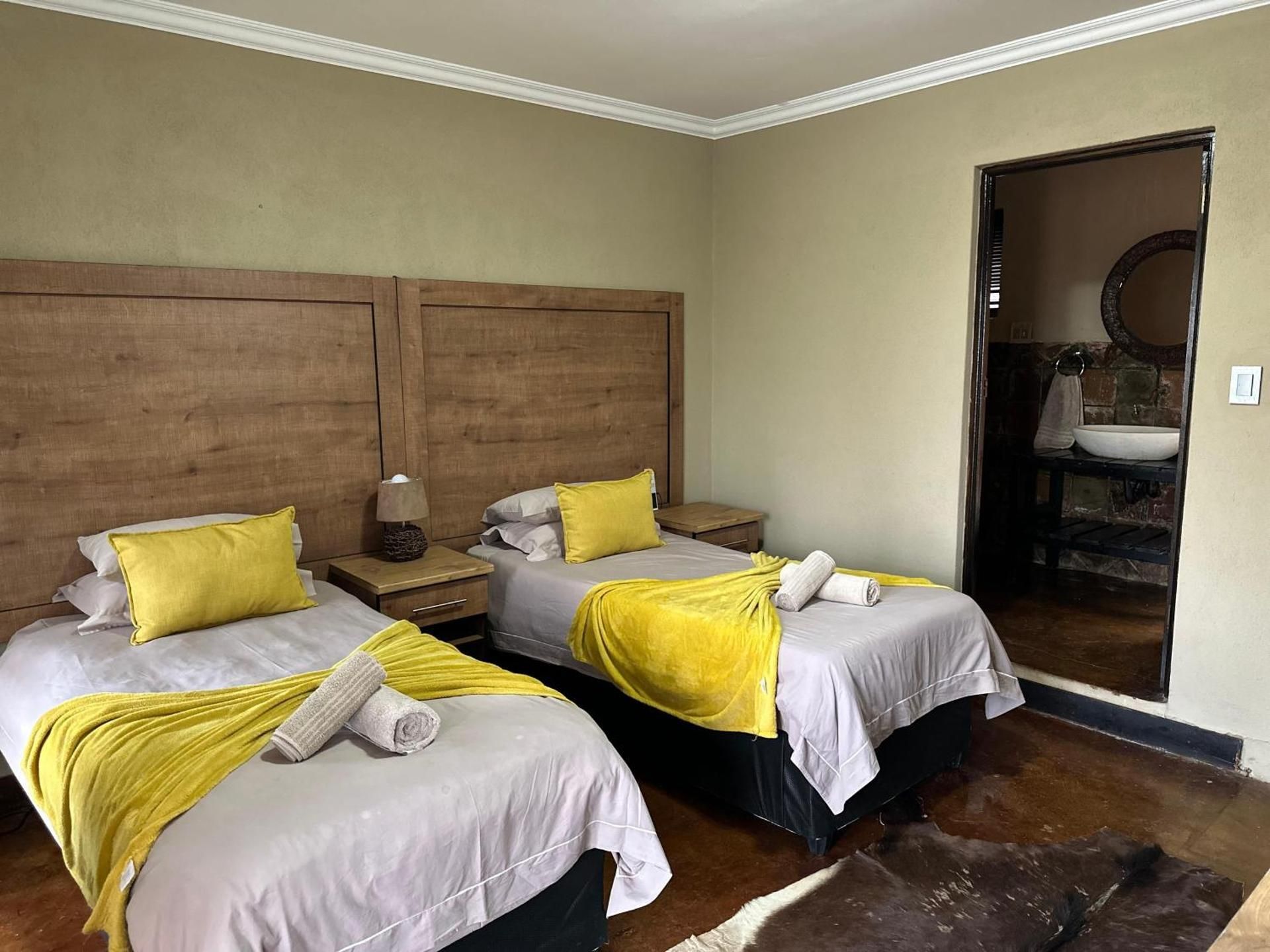 Standard Twin Room