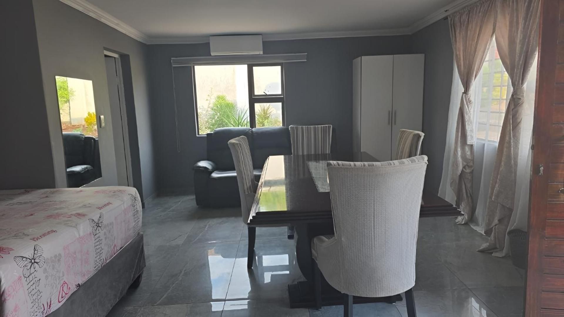 Deluxe Family Suite