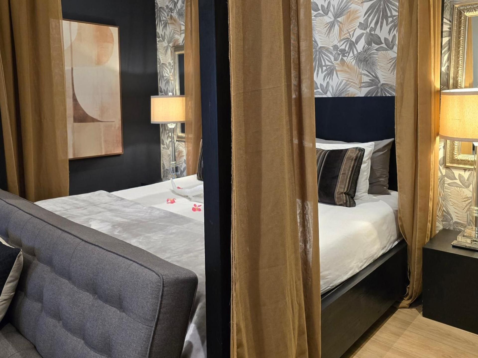 Double Room with Spa Bath