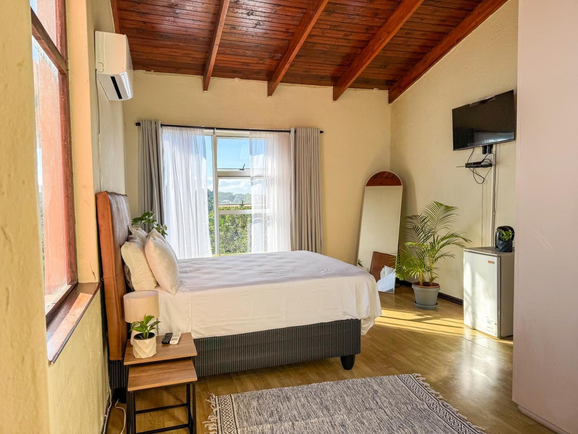 Double Room with Pool View