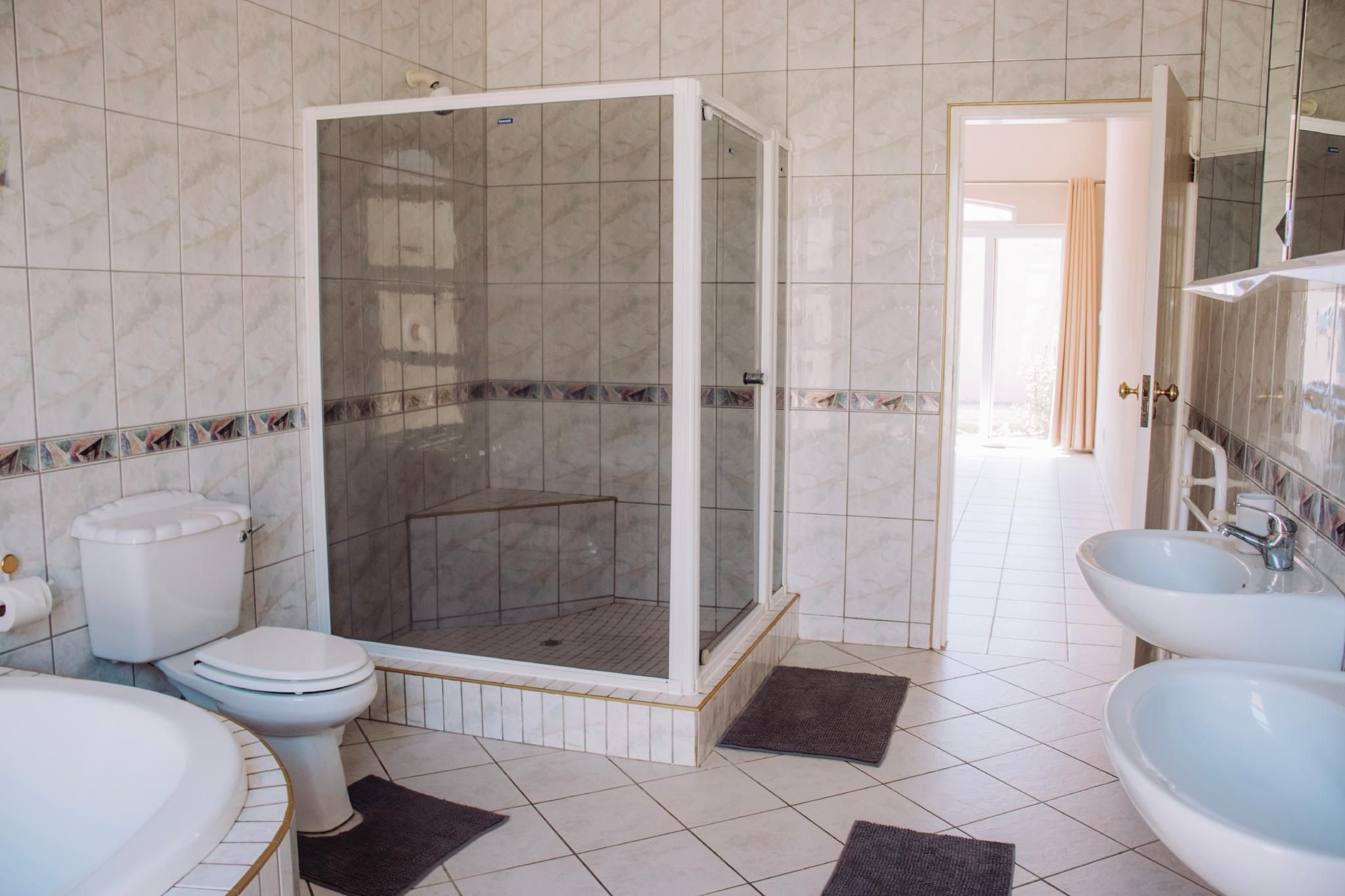 Desert Dreams Bed and Breakfast  2 Bedroom Family Room 2