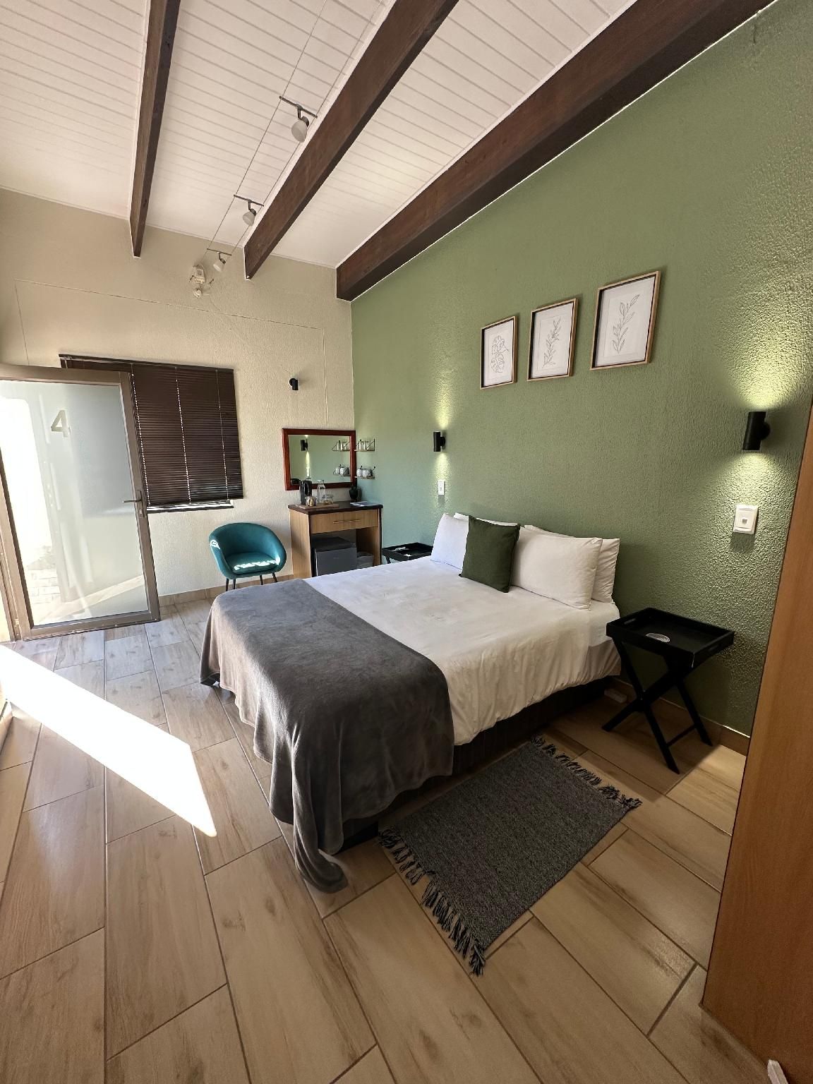 Double Room with Private Bathroom