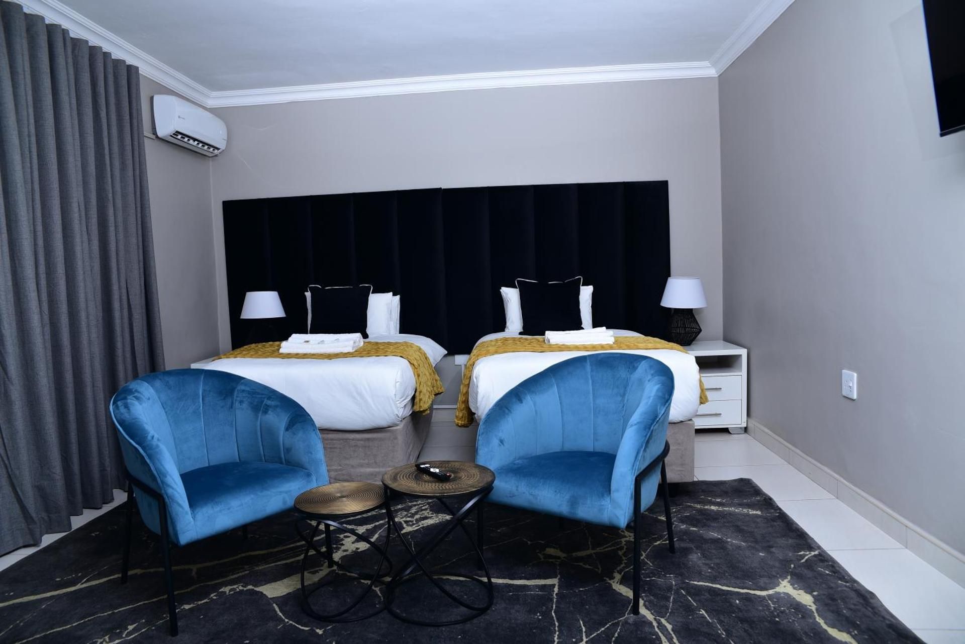Business Twin Room