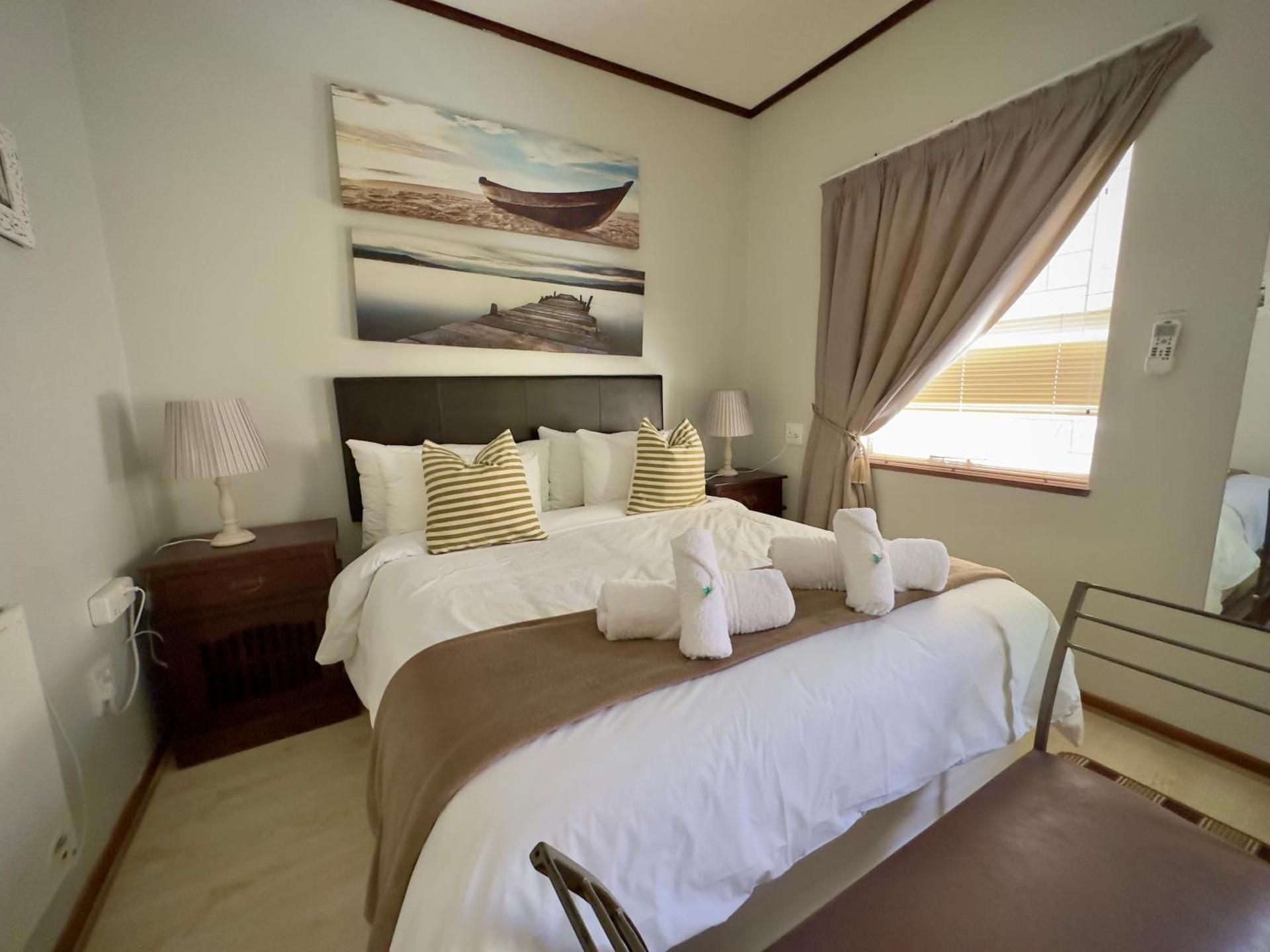Comfort Queen Room