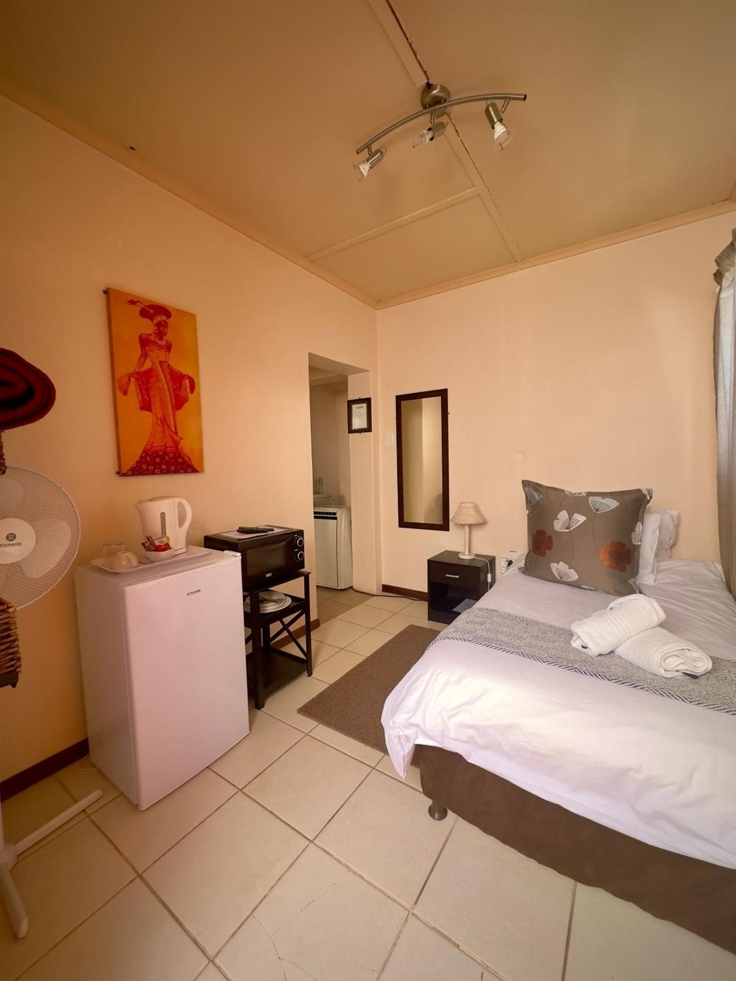 Standard Single Room