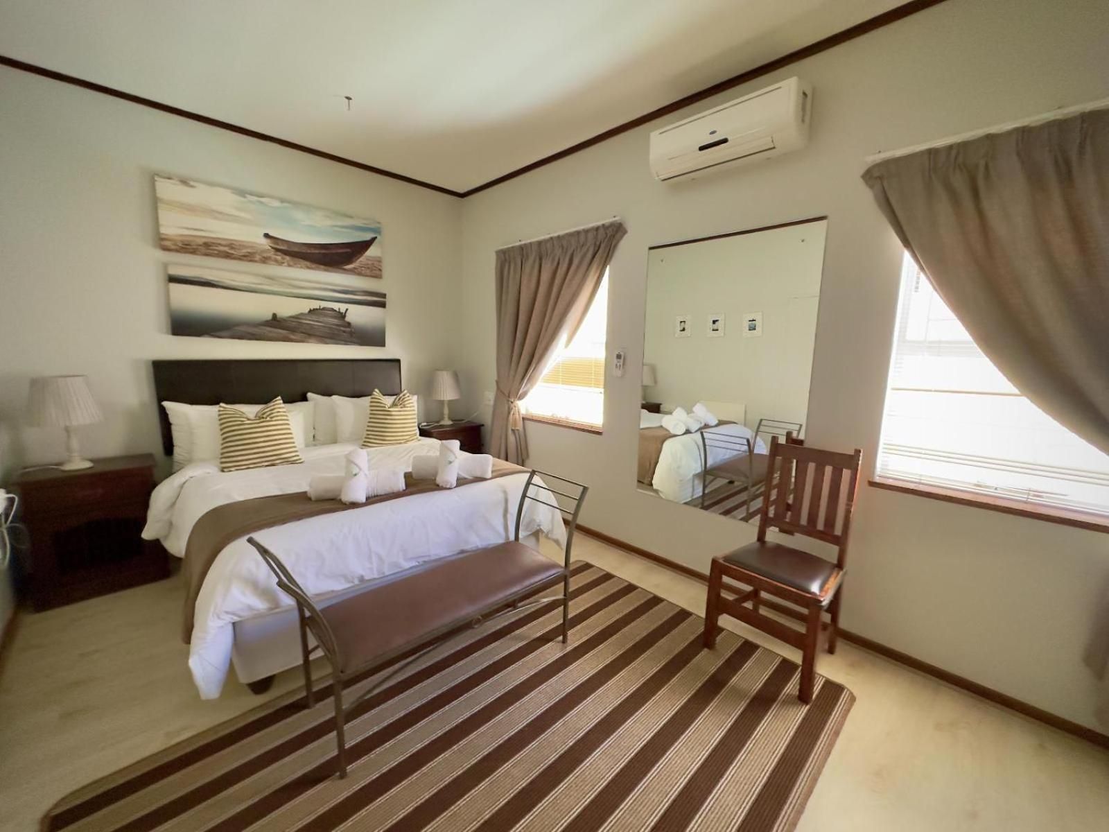 Comfort Queen Room
