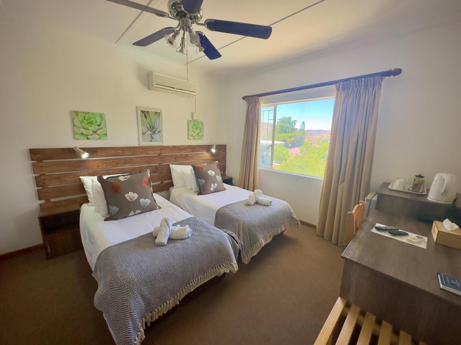 Basic Twin Room