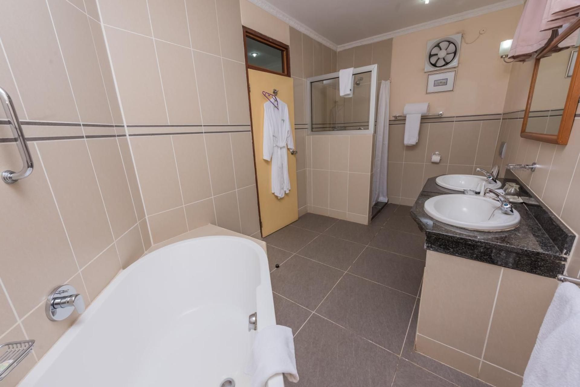 Sunbird Ku Chawe Suite Room 3