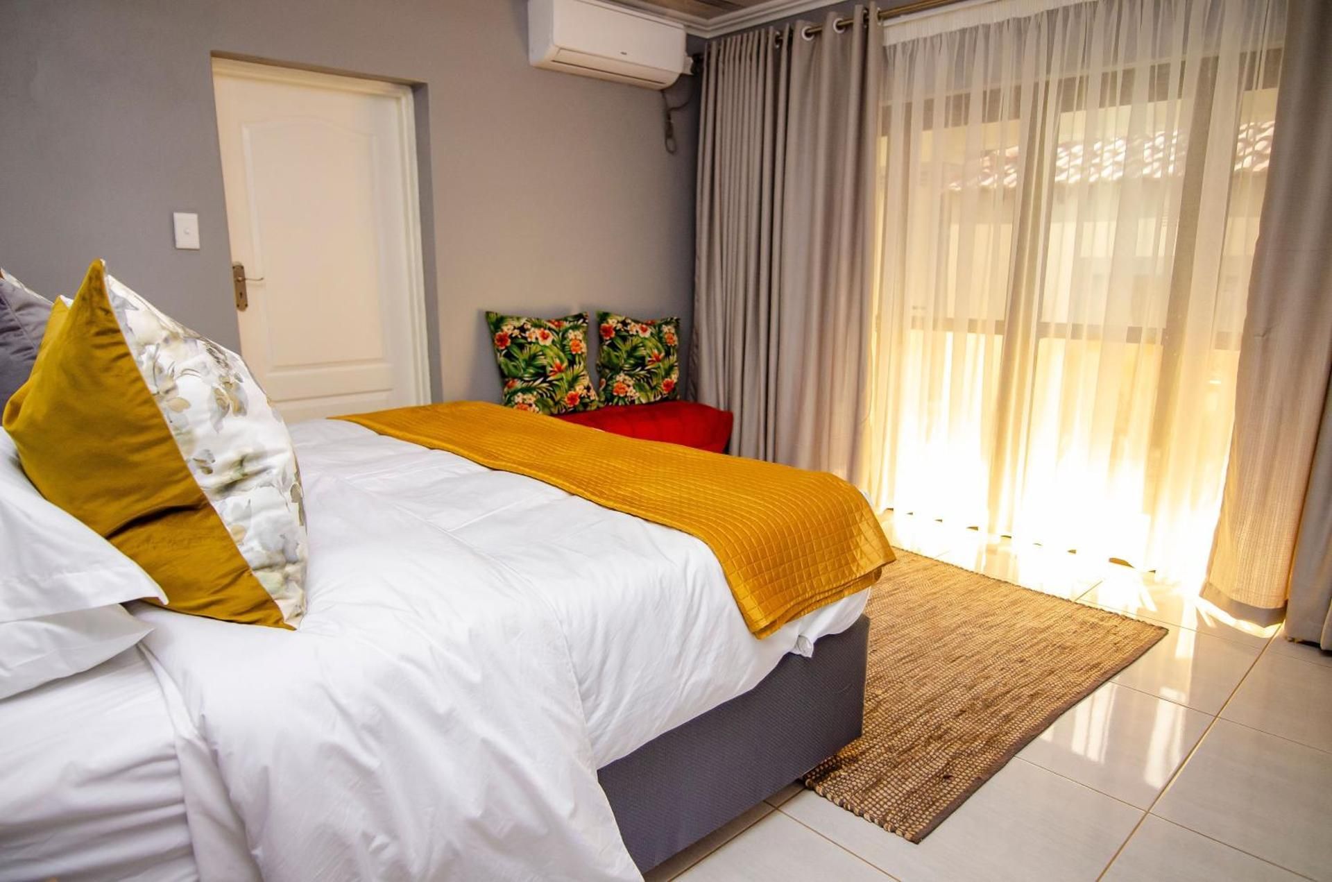 Executive Queen Room