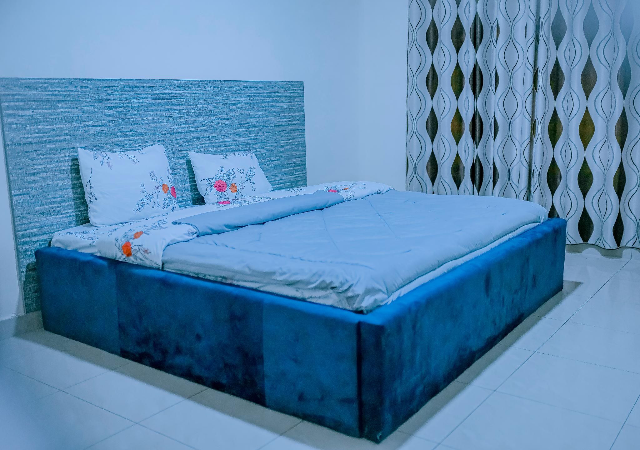 Blue Moon Apartment Double Economy 2