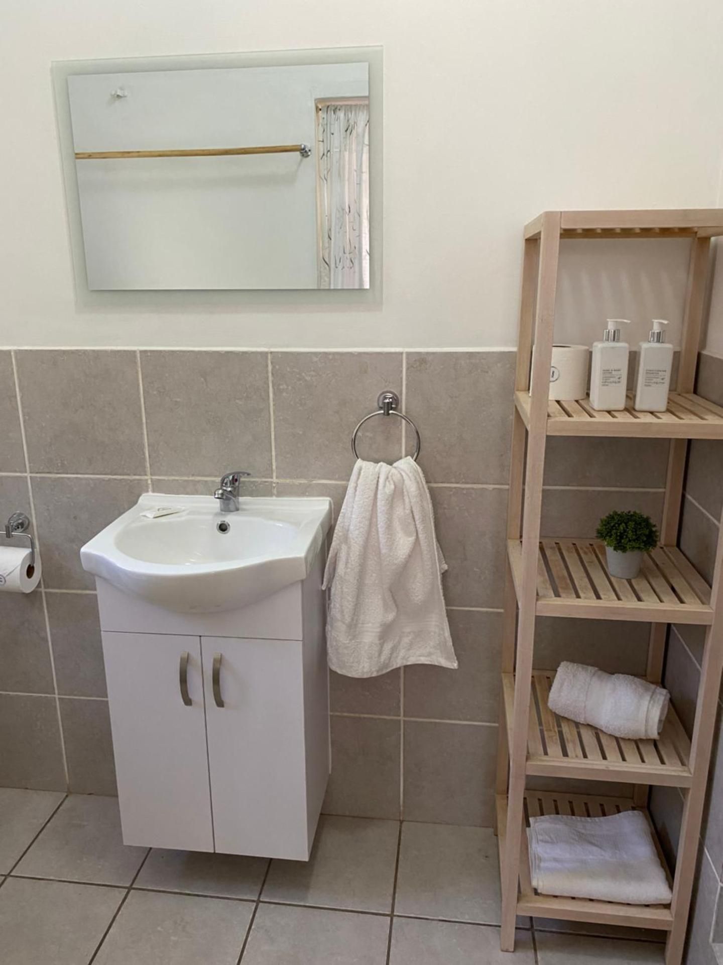 Triple Room with Private Bathroom