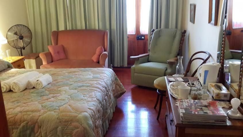 Queen Room with Shared Bathroom