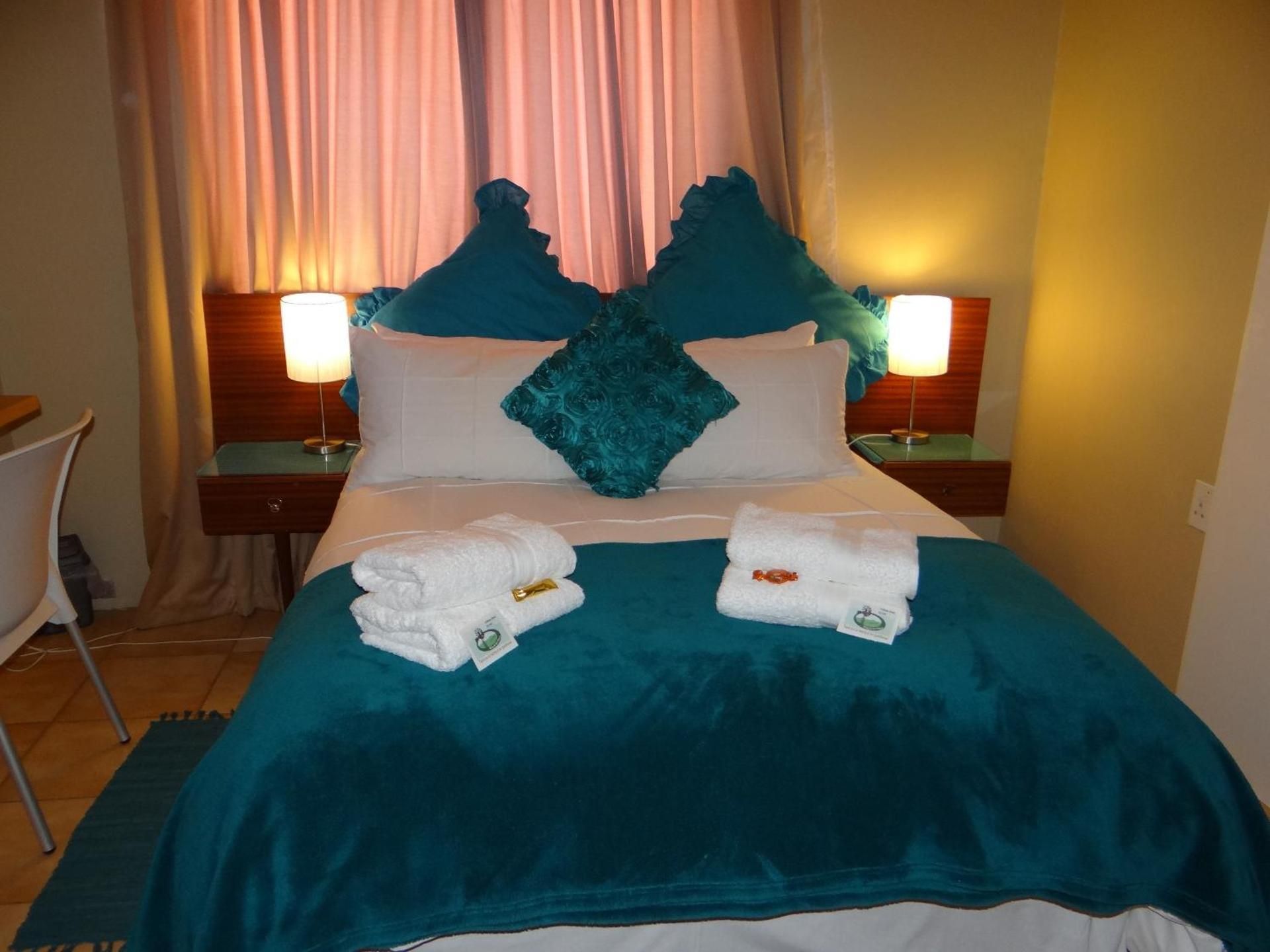 Double Room (Double Bed)