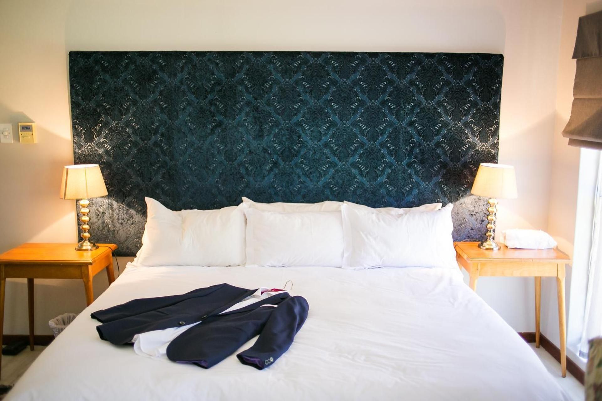 Superior Double or Twin Room with Pool View