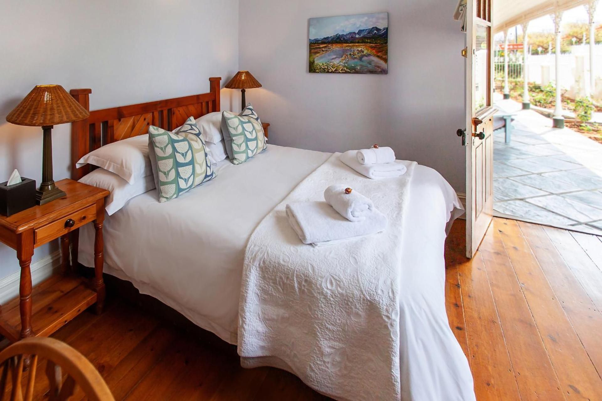 Standard Queen Room