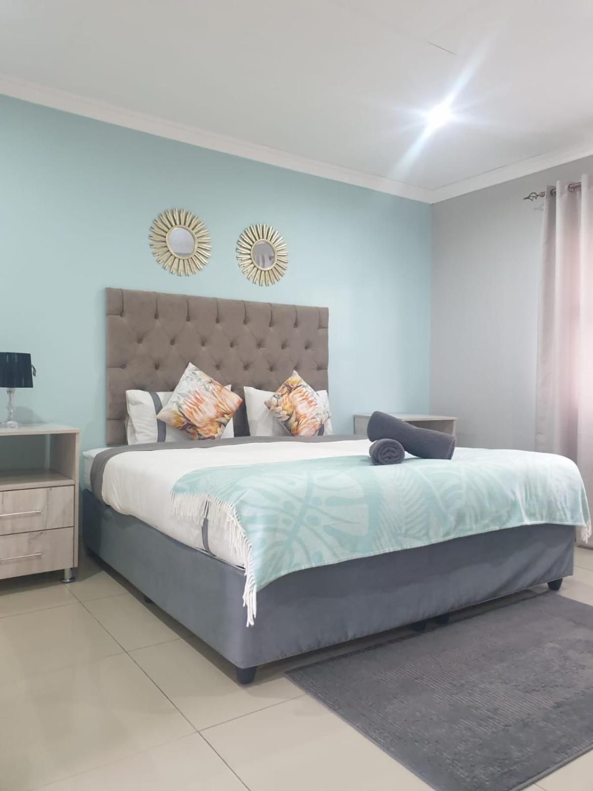 Twin Room with Mountain View