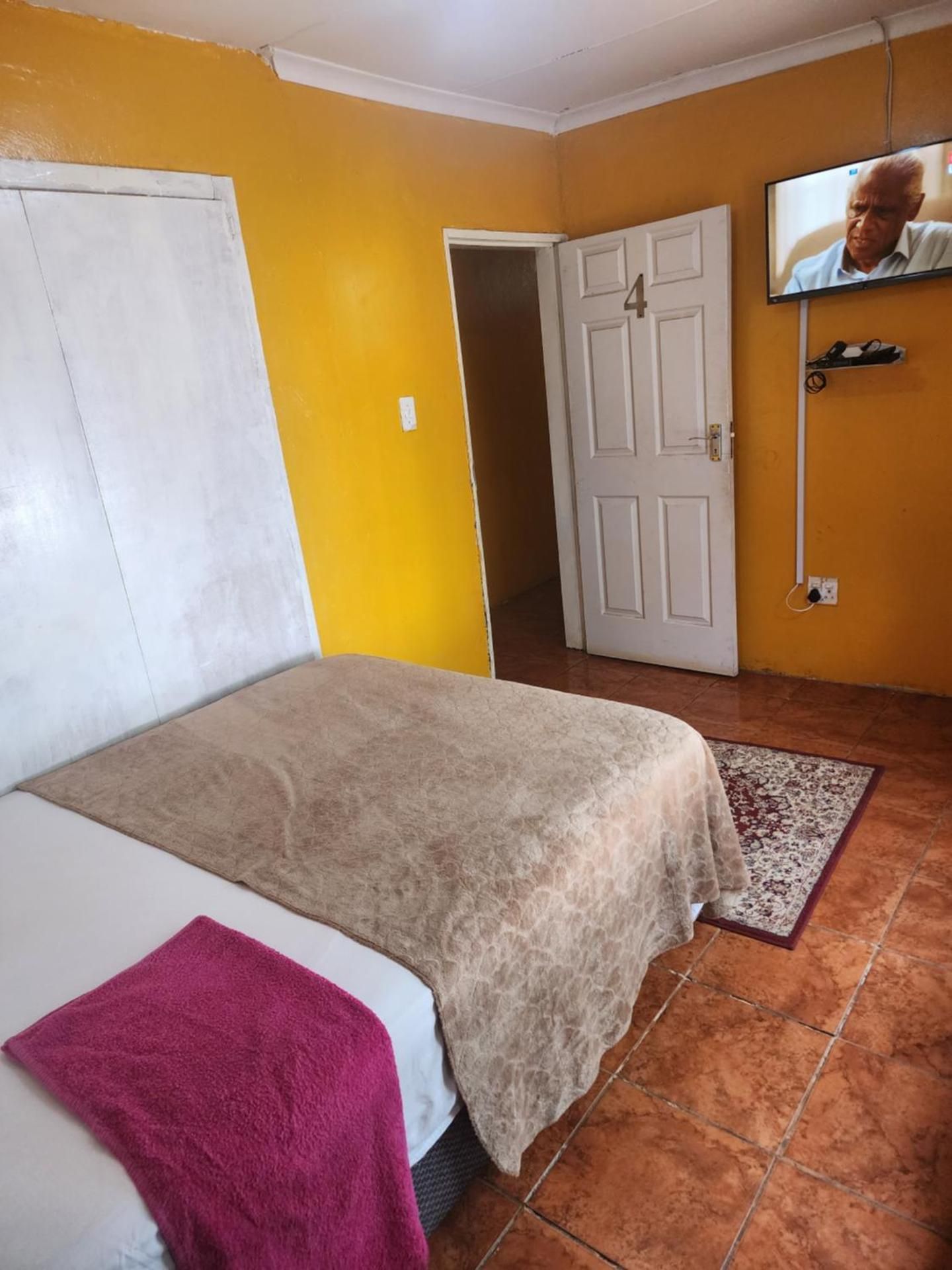Deluxe Double Room with Shower