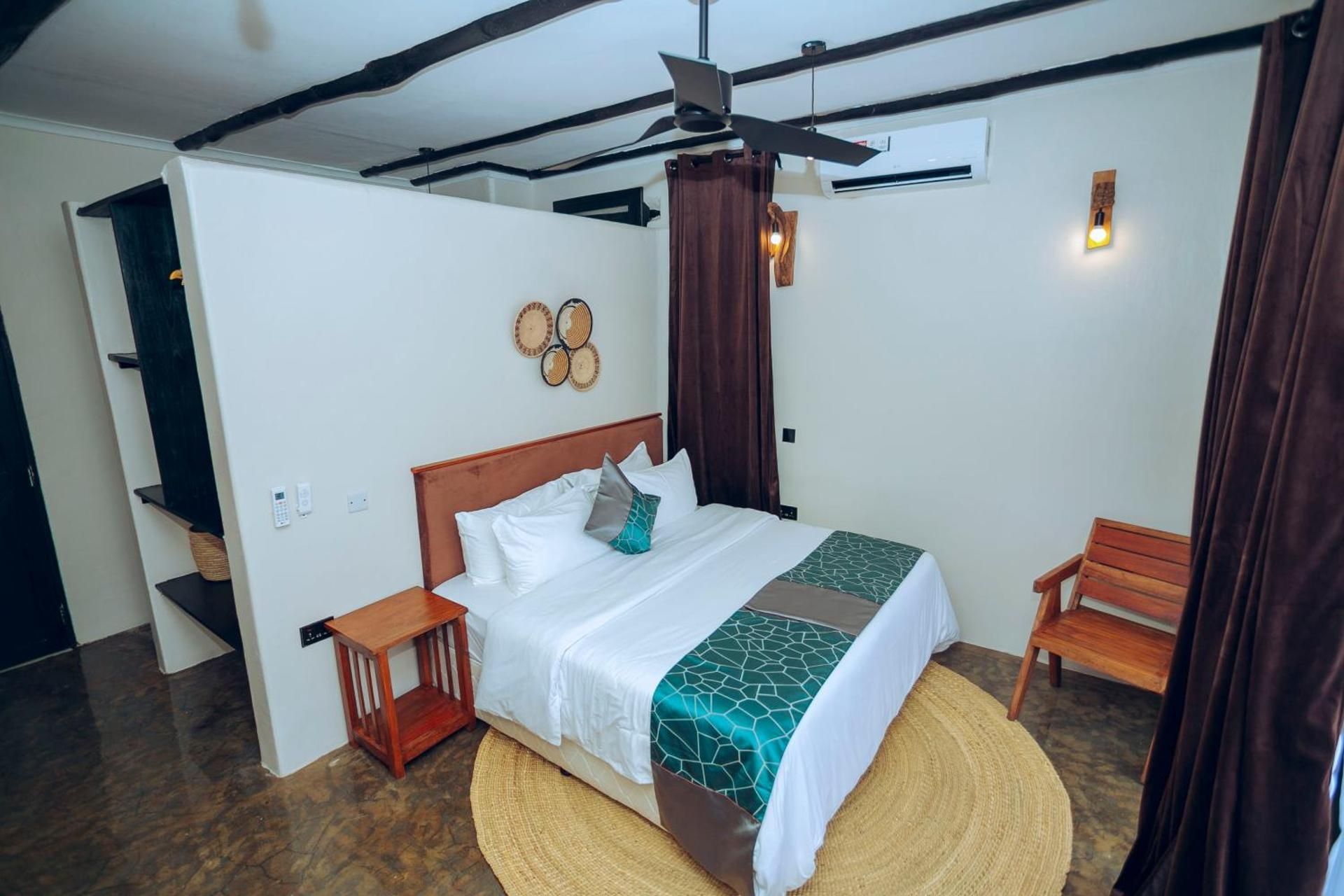 Deluxe Single Room