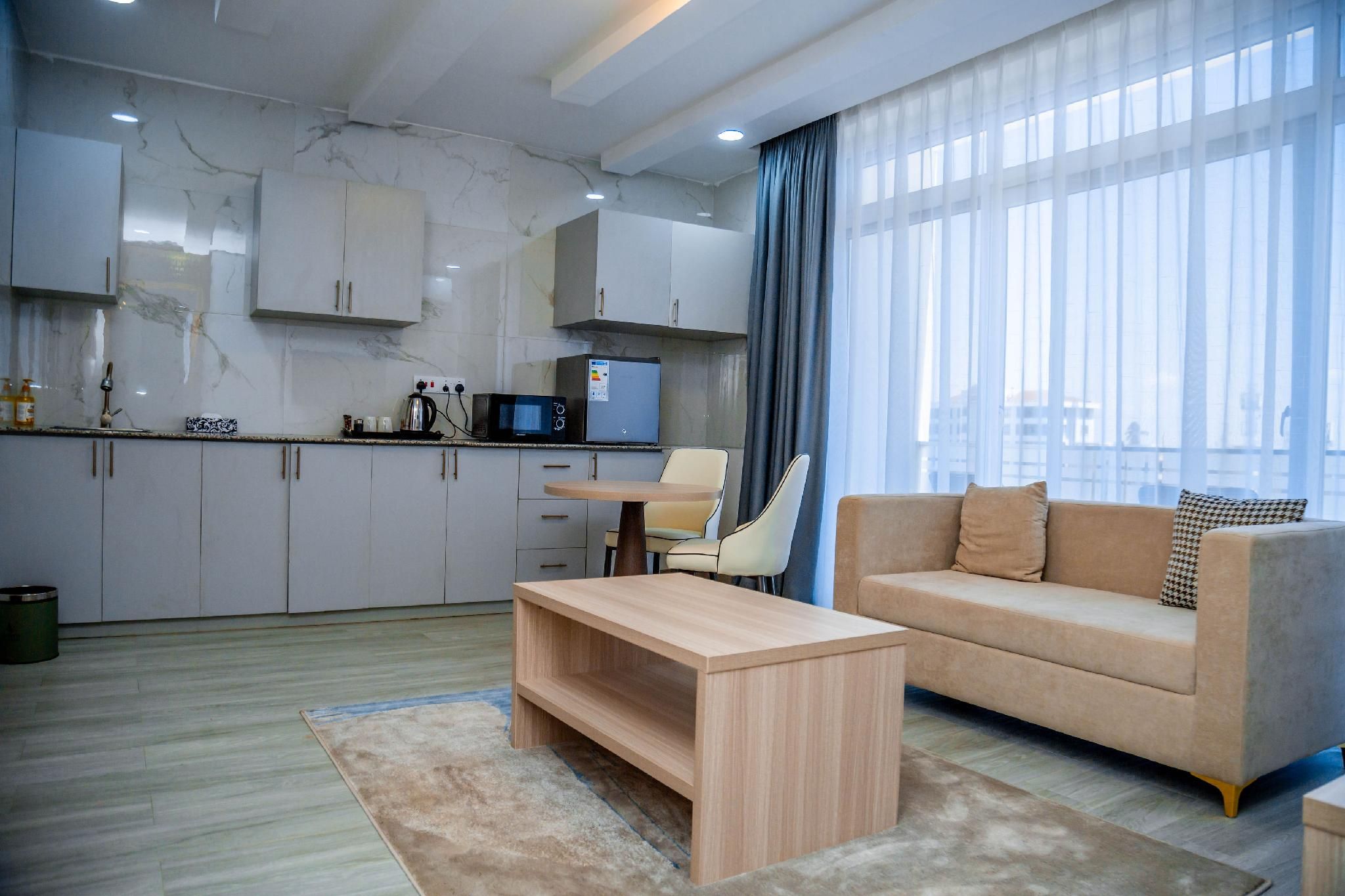 Serviced Apartment