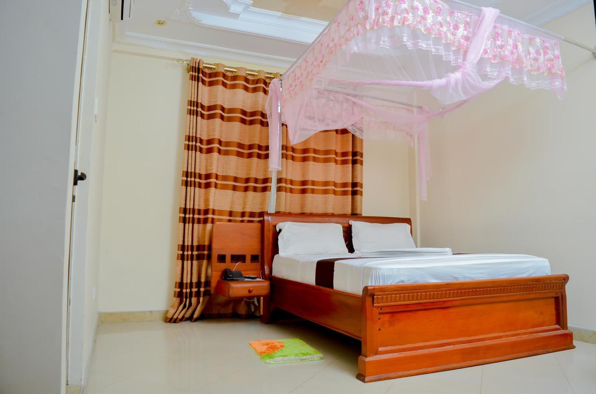 Silver Paradise Hotel Standard Double Room 2