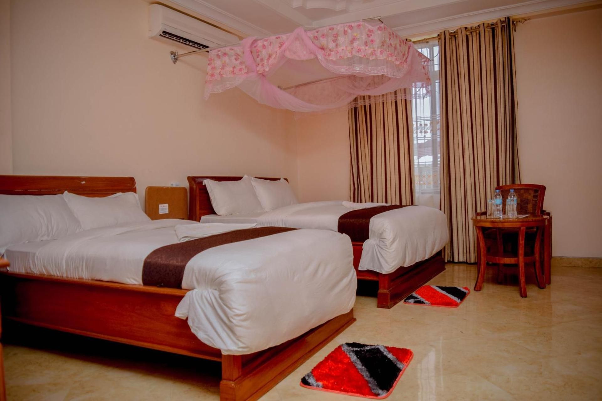 Silver Paradise Hotel Deluxe Double or Twin Room