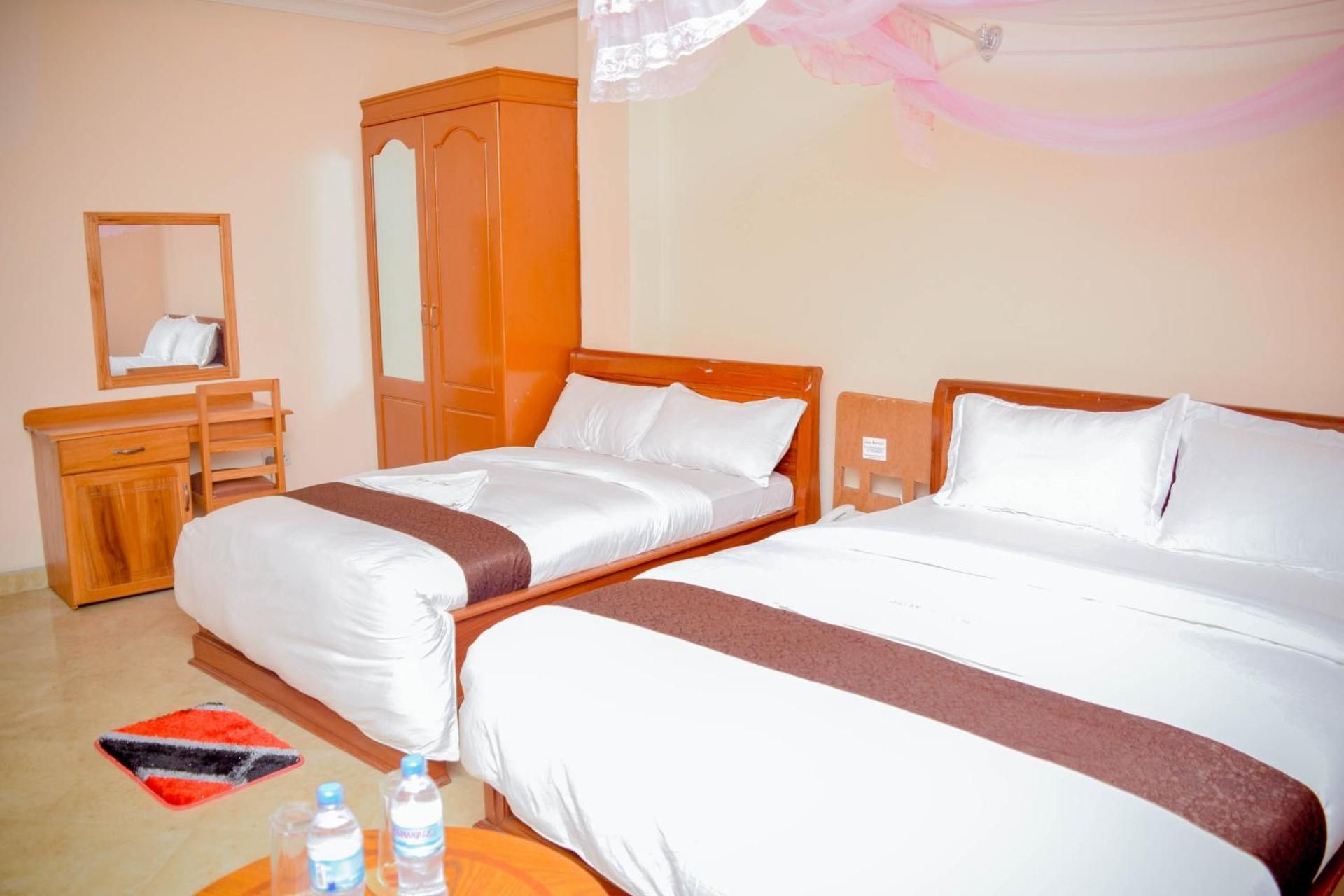Silver Paradise Hotel Deluxe Double or Twin Room 2