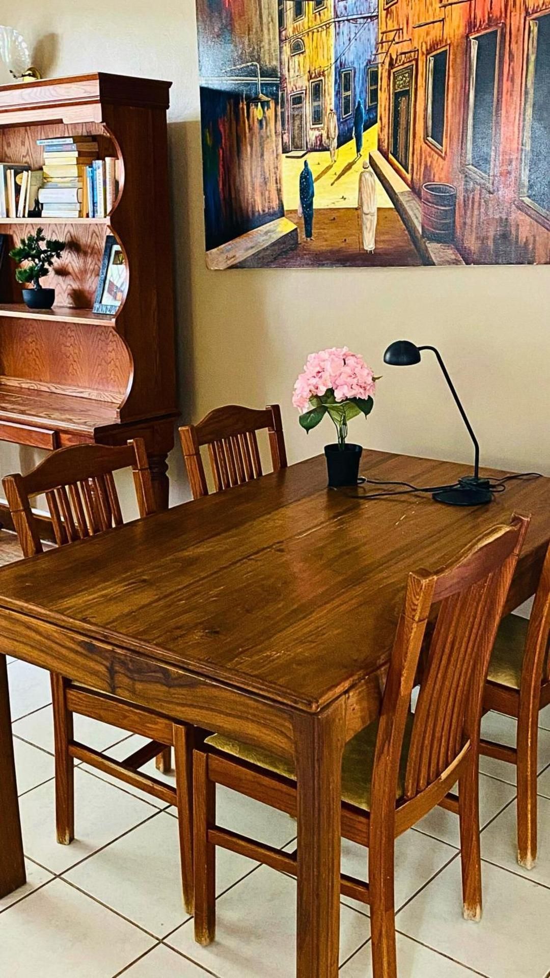 shared lounge/tv area