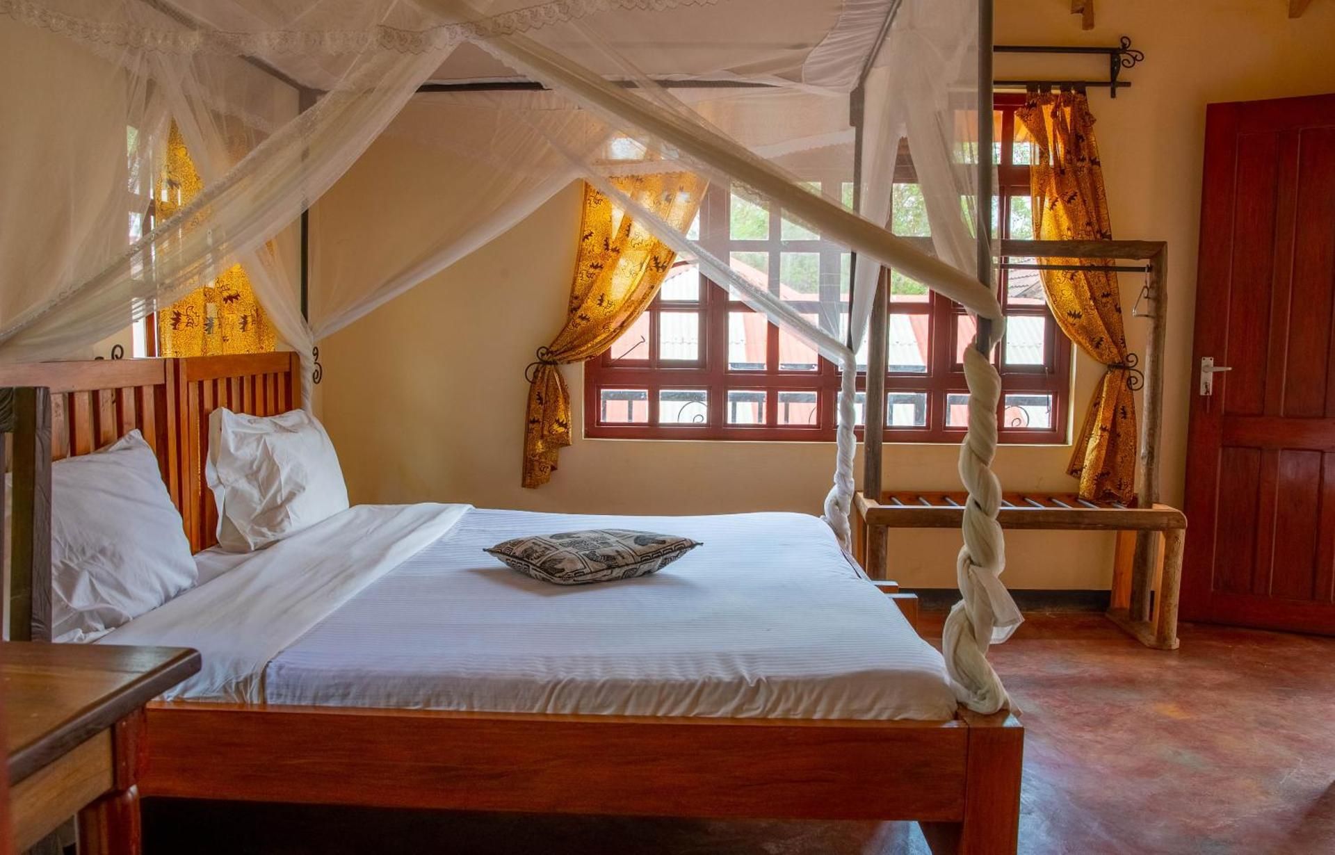 Deluxe Single Room