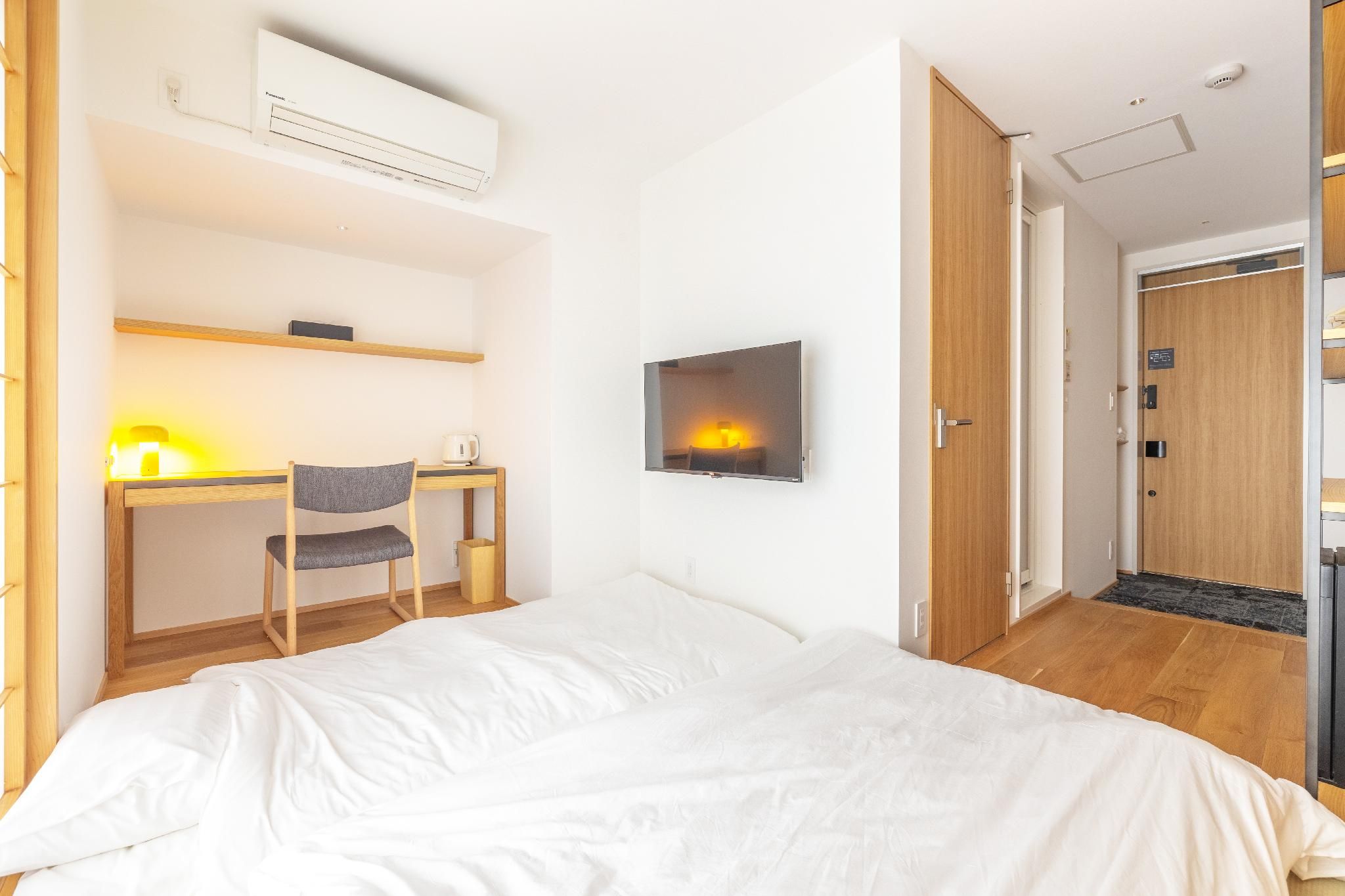 Dash Living Gojo Premier Tatami