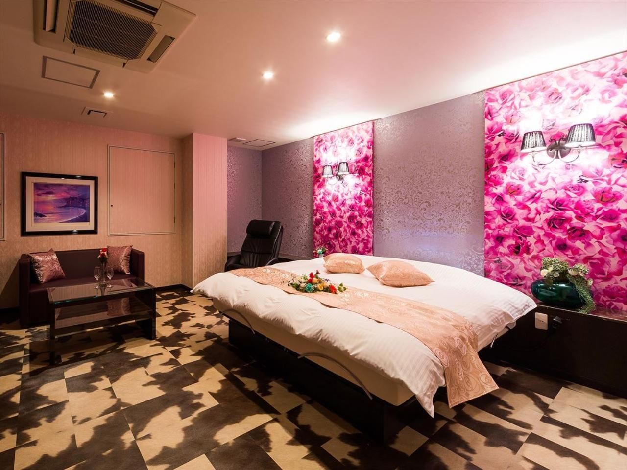 Queen Room