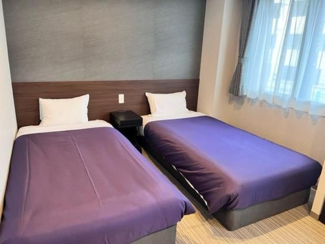 Twin Room - Non-Smoking