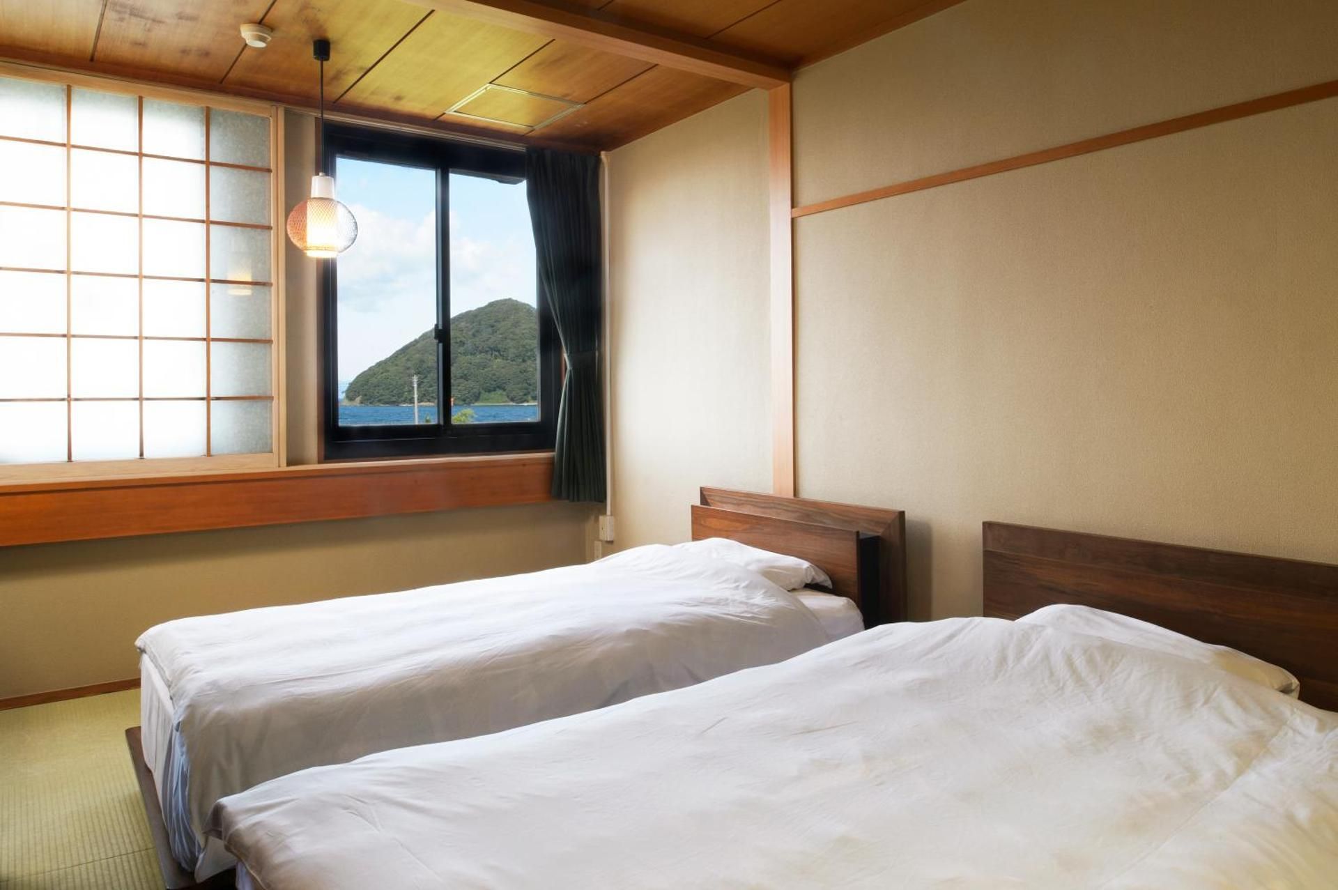 Standard Japanese Shared Facilities