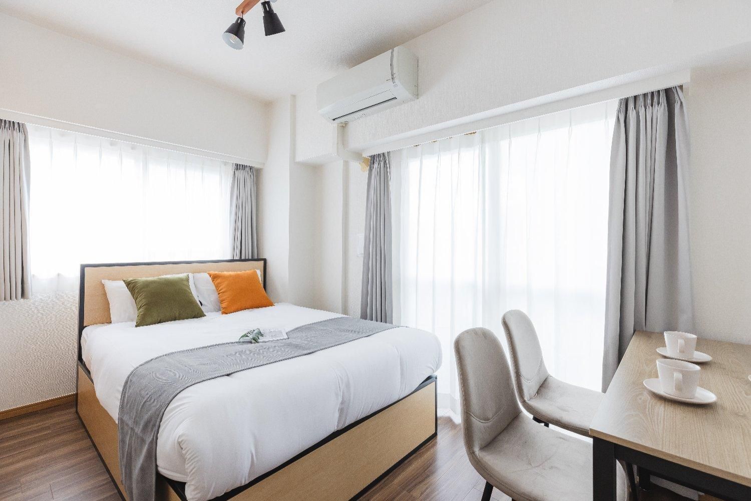 One-Bedroom Apartment with Balcony