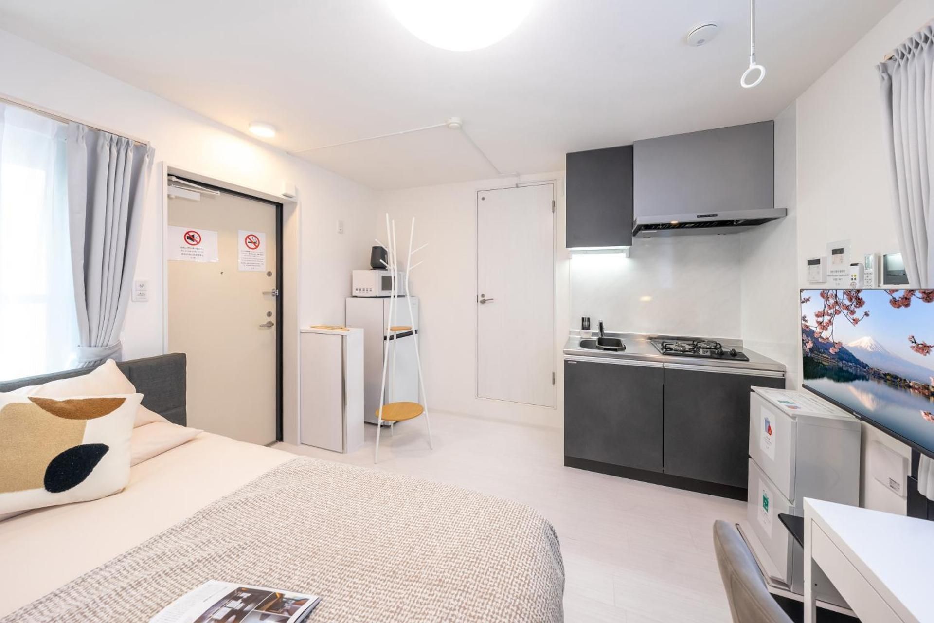 Double Room with Private Bathroom
