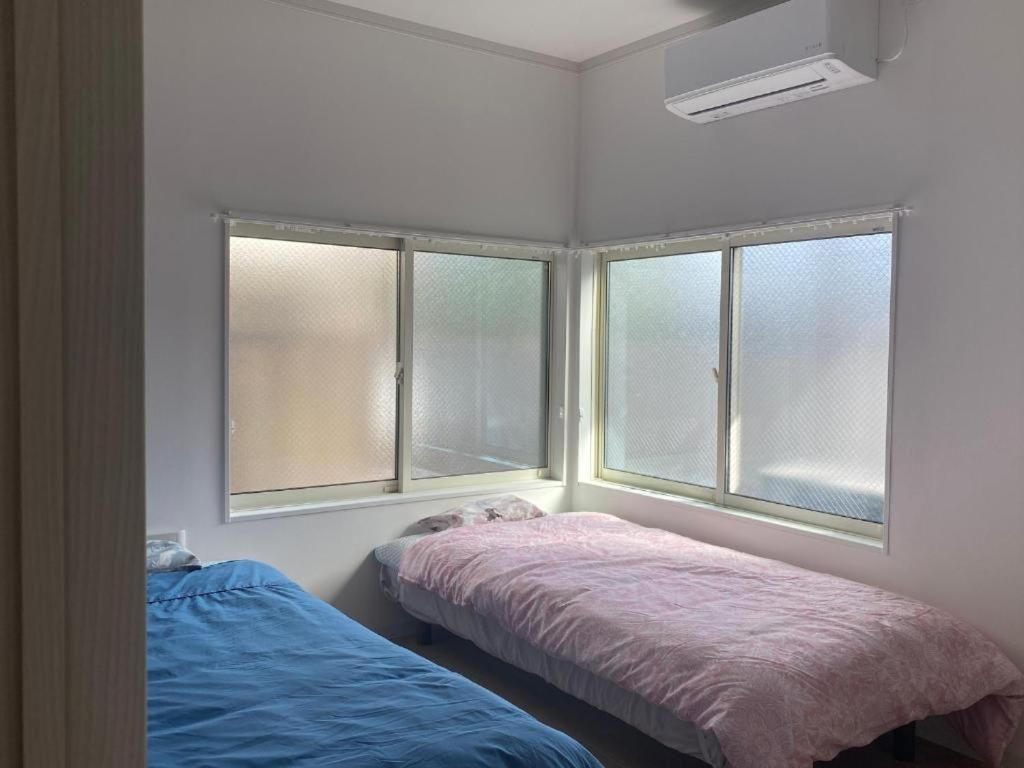Deluxe Double Room (2 Adults + 1 Child)