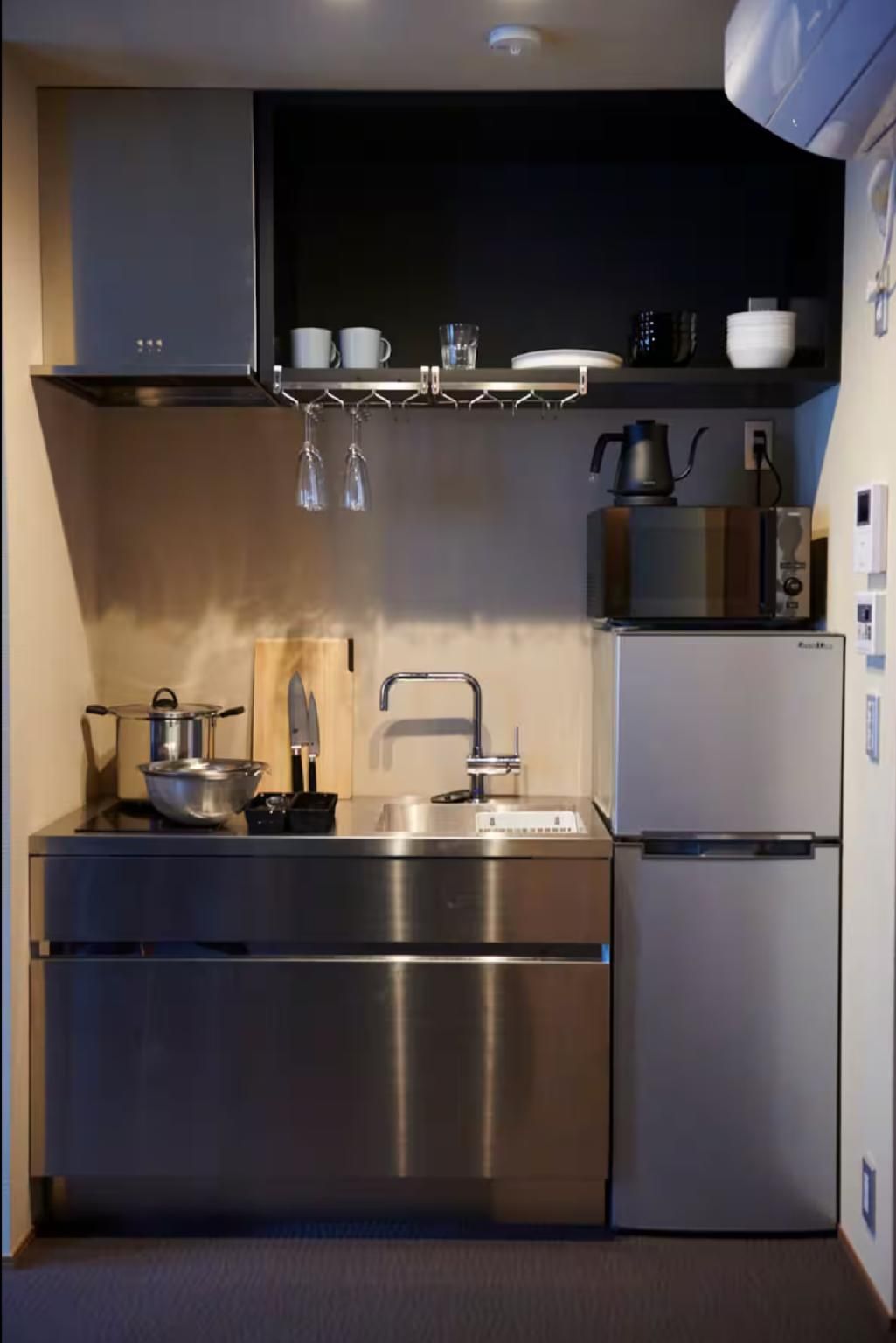 2F Terrace Suite 
