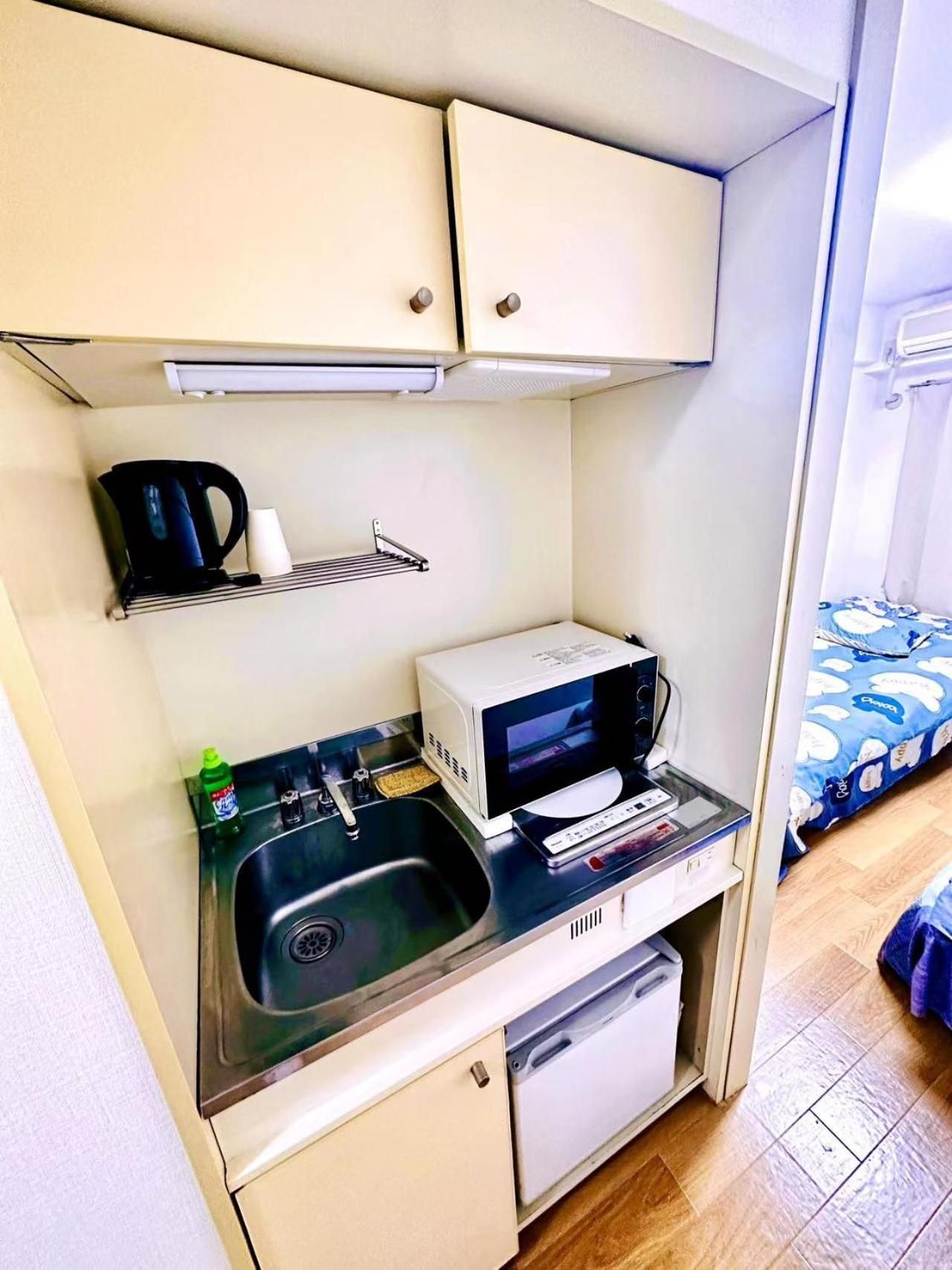 Studio Apartment with Balcony