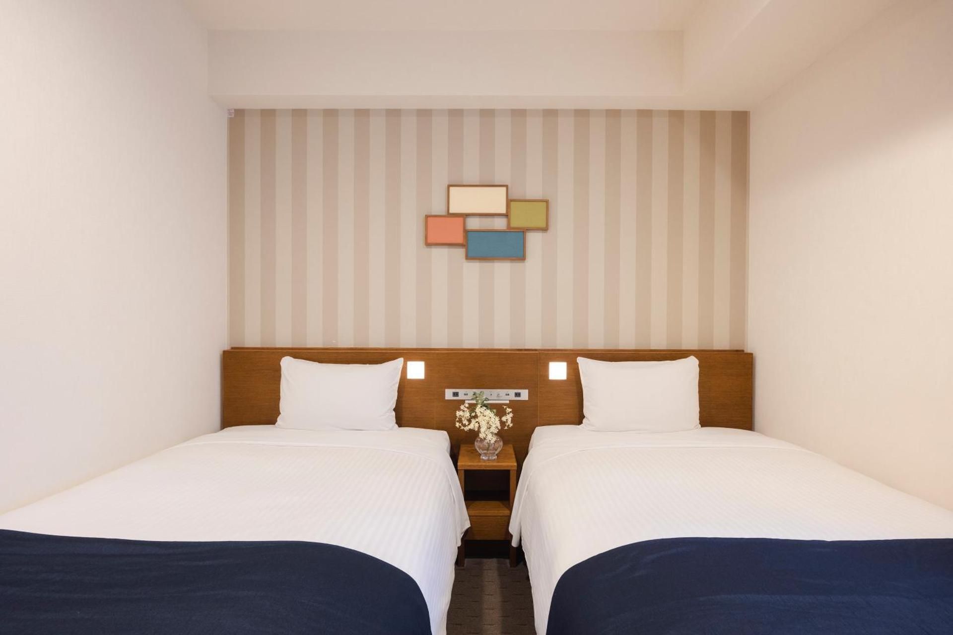 Twin Room - Non-Smoking