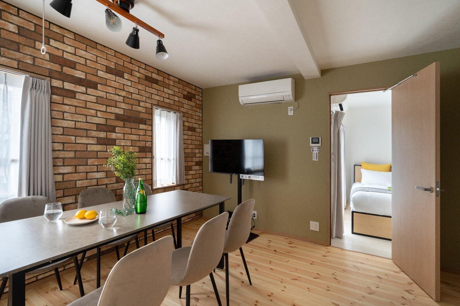 One-Bedroom Apartment