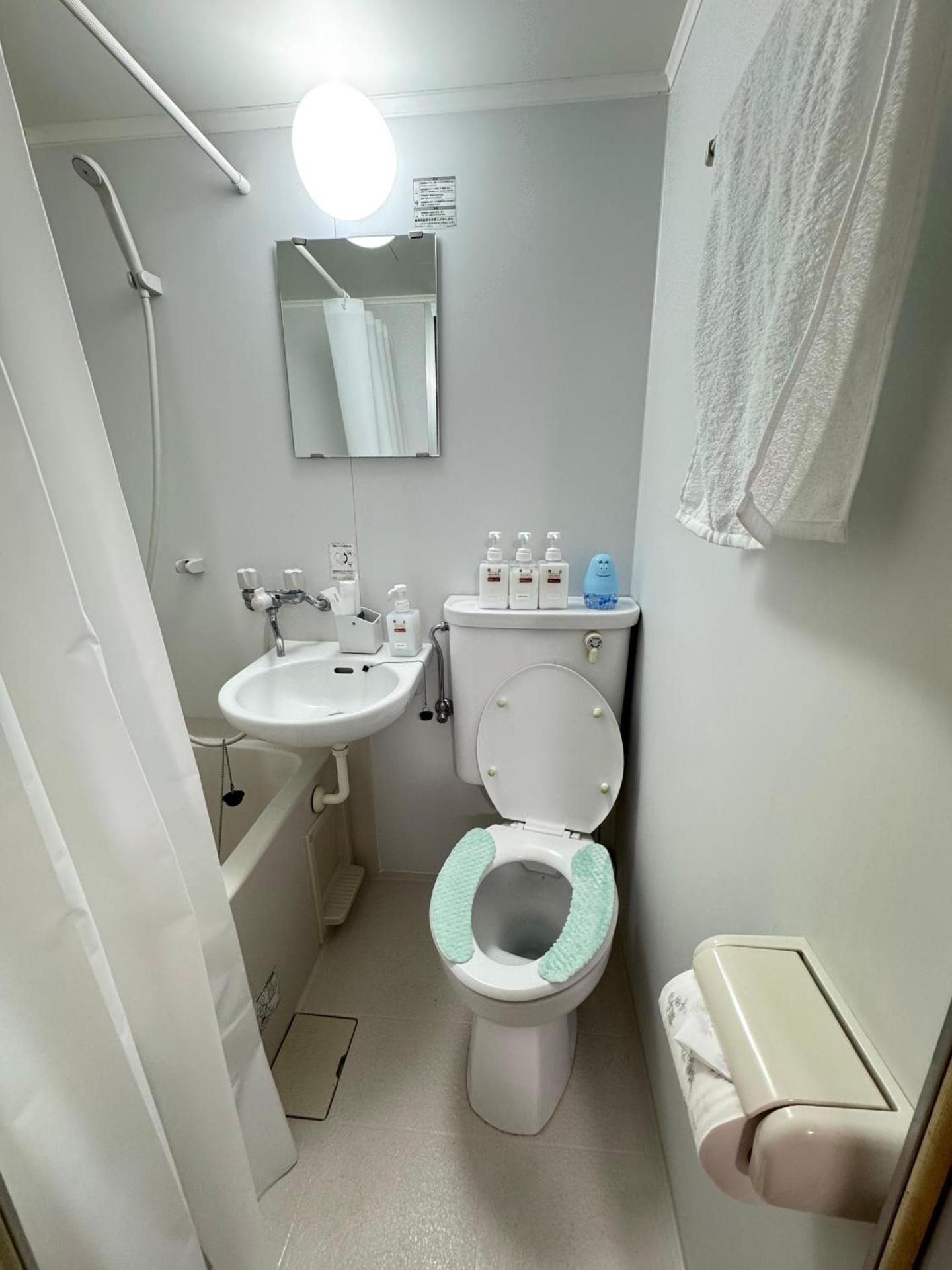 Economy Triple Room