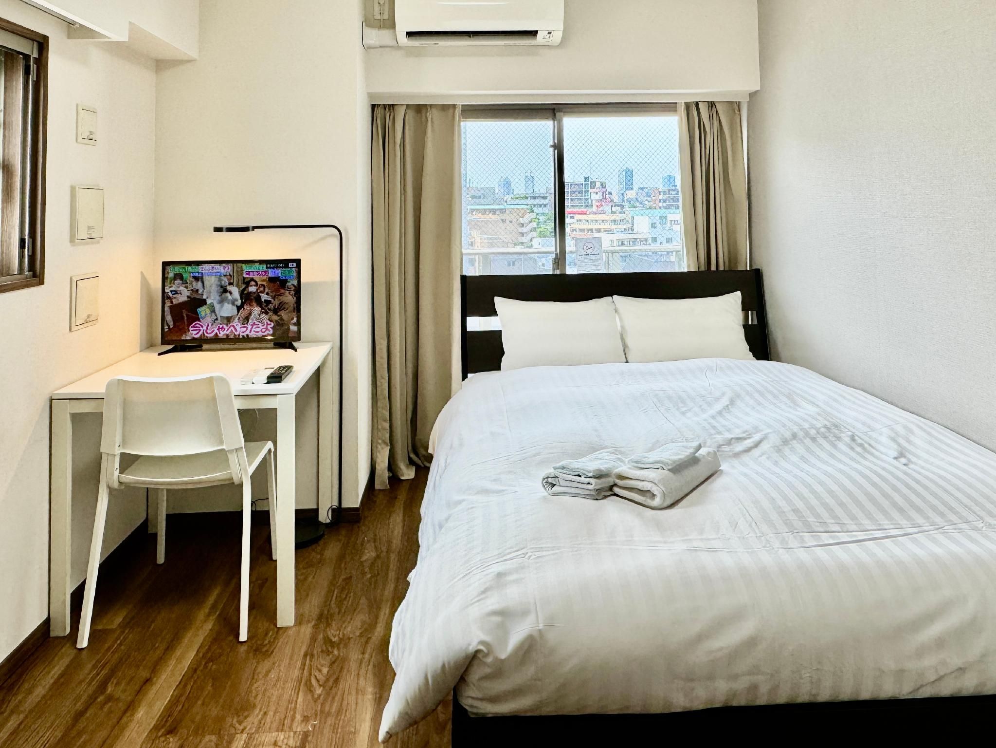 Room 903