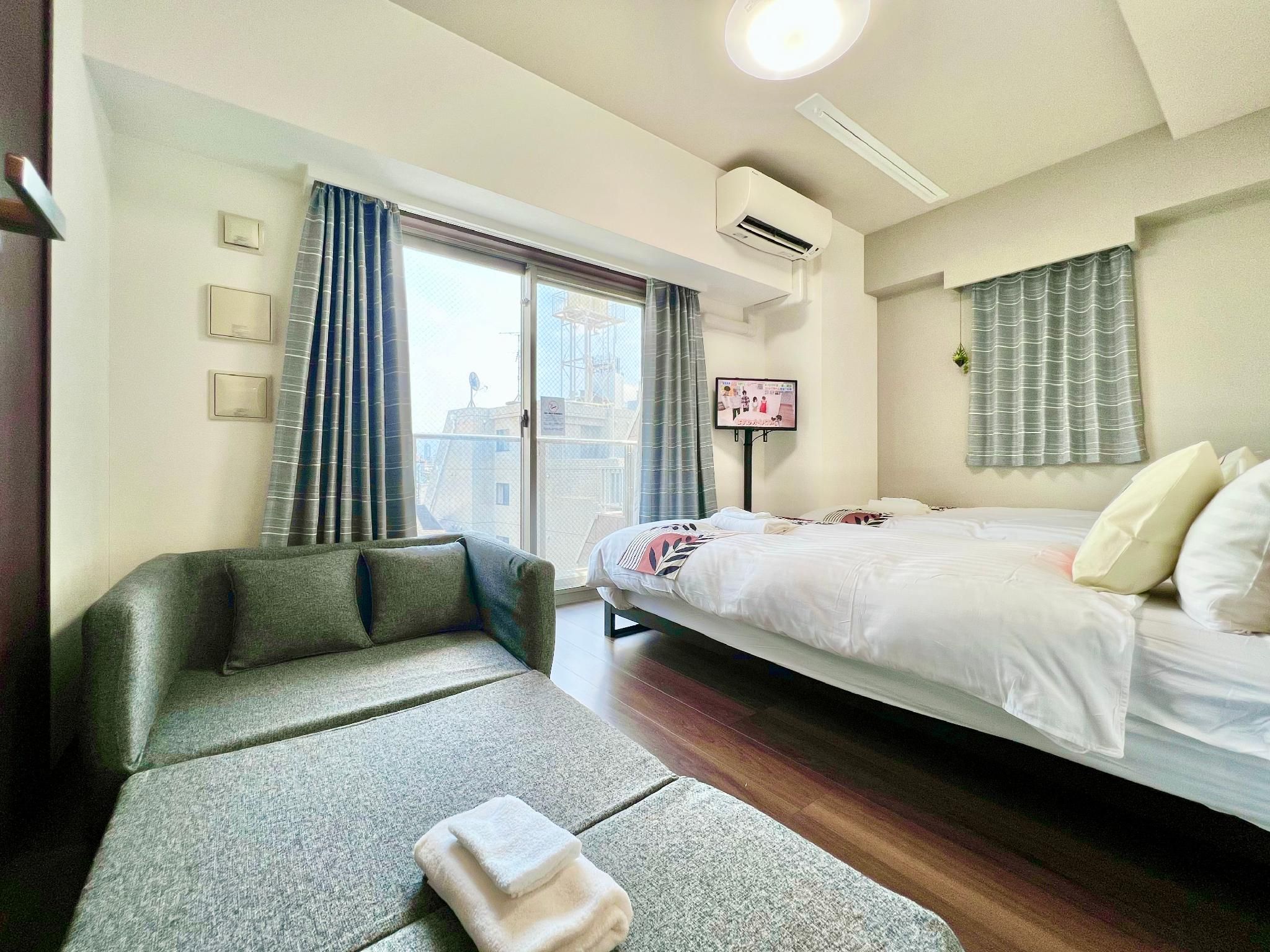 Room 401