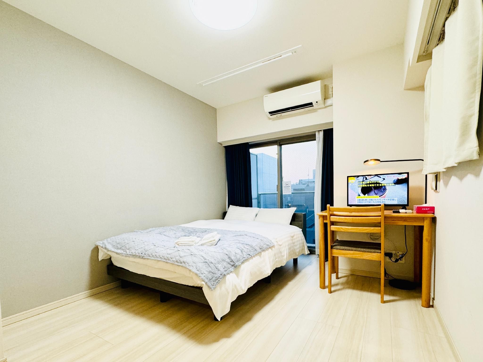 Room 904