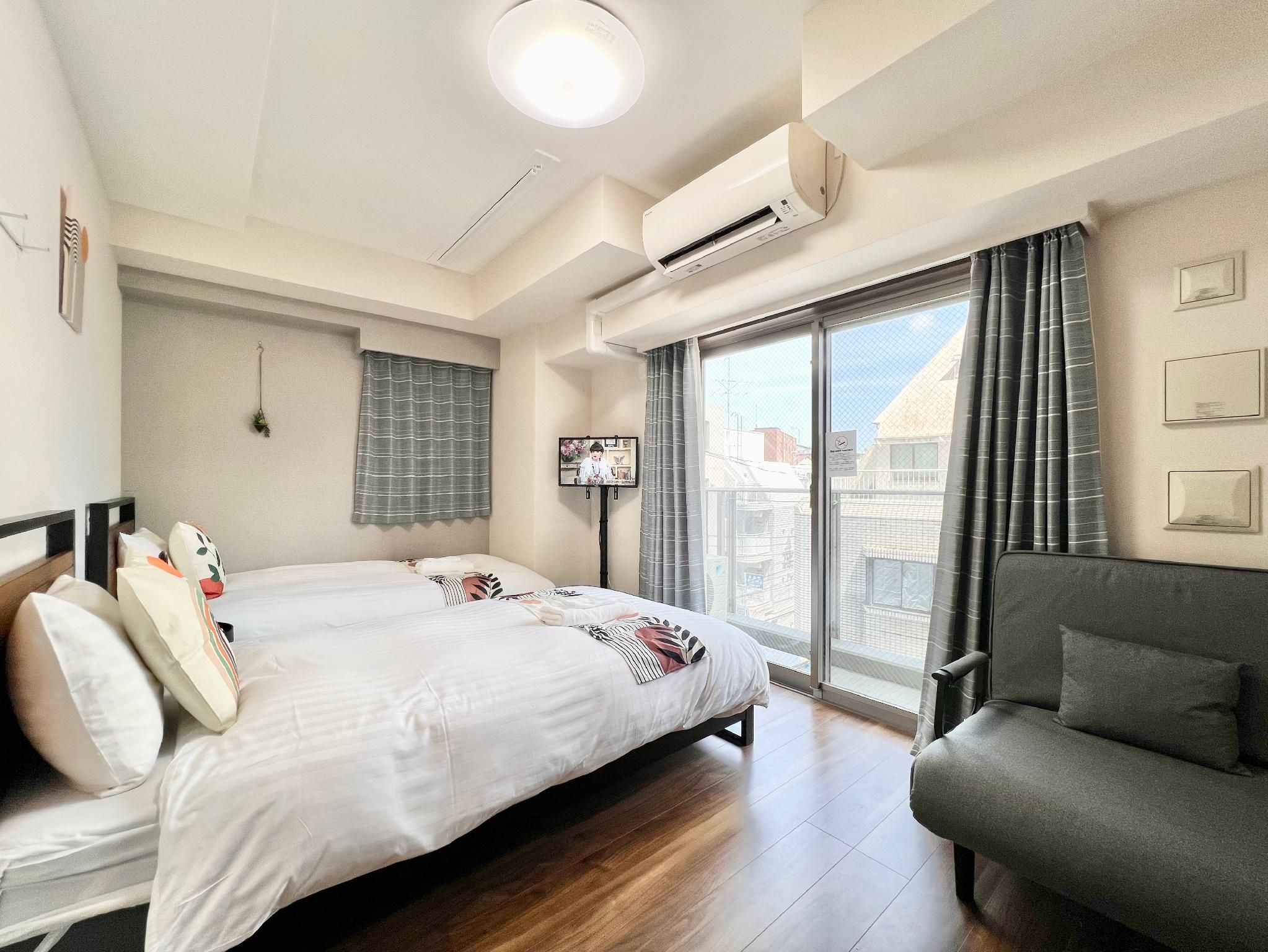 Room 402
