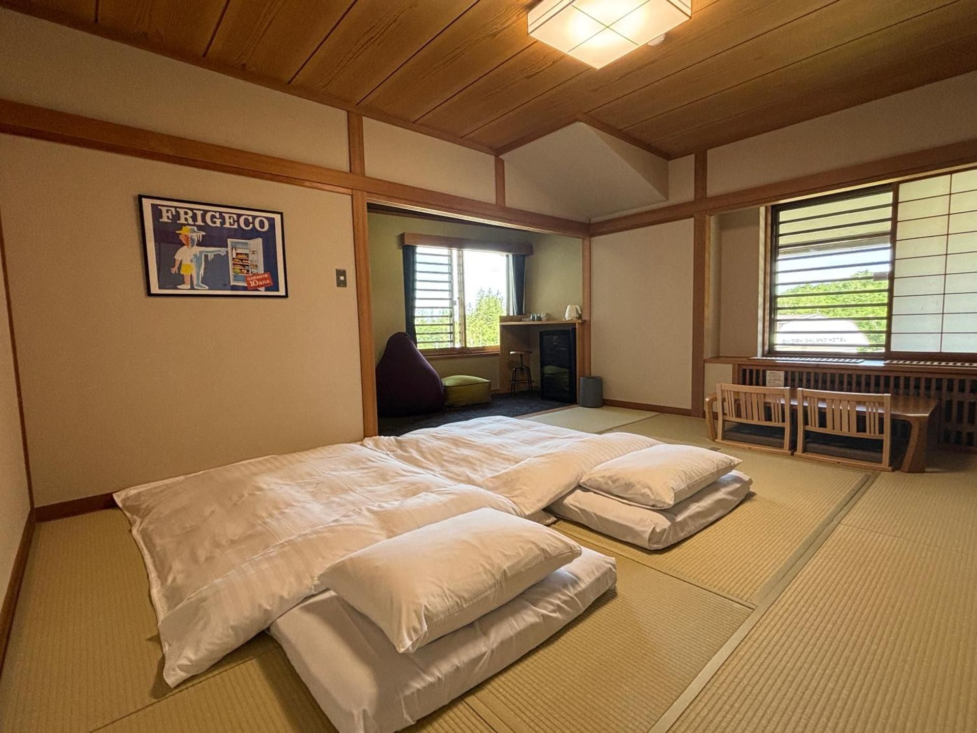 Japanese-Style Room