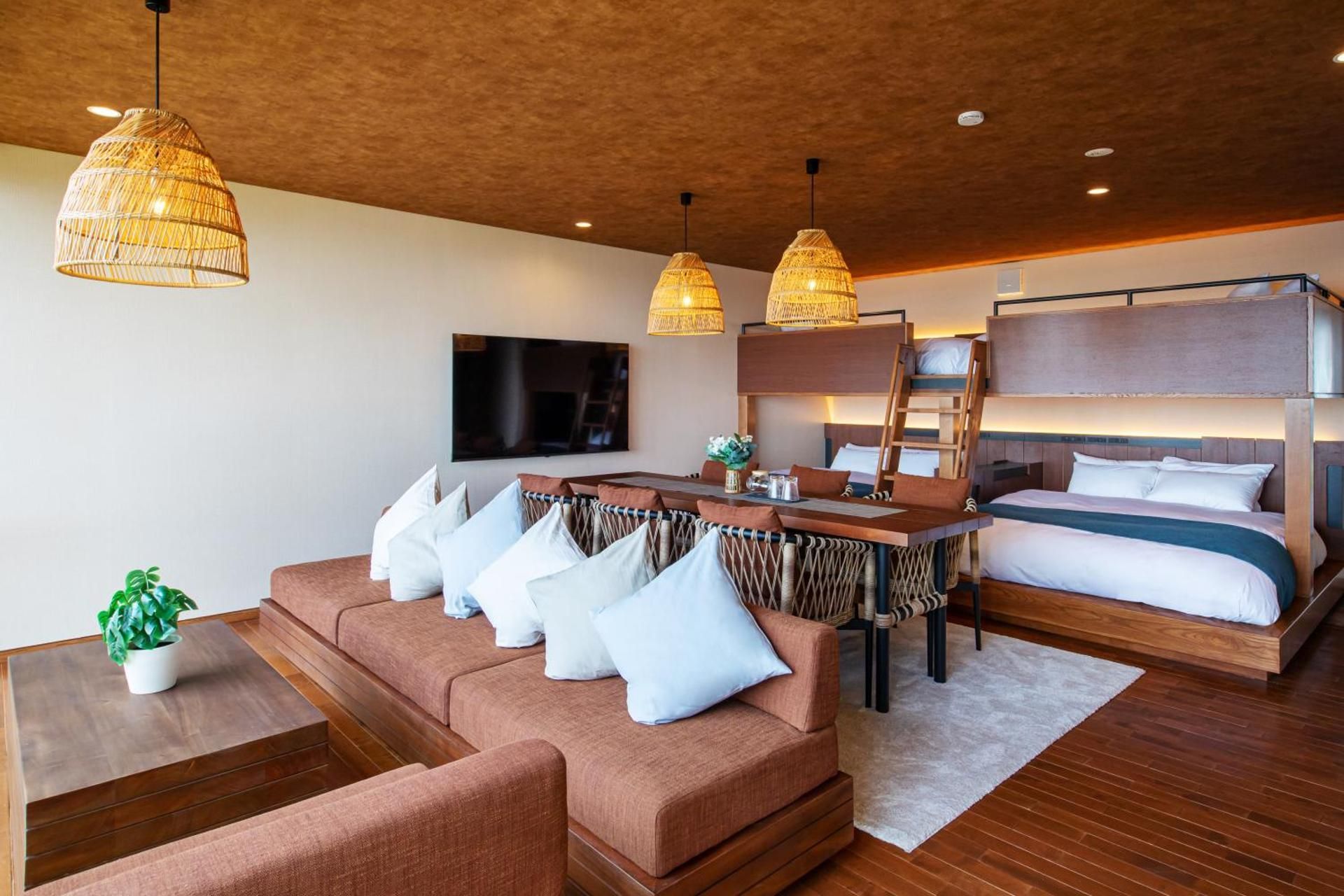 Superior Quadruple Room with Sea View