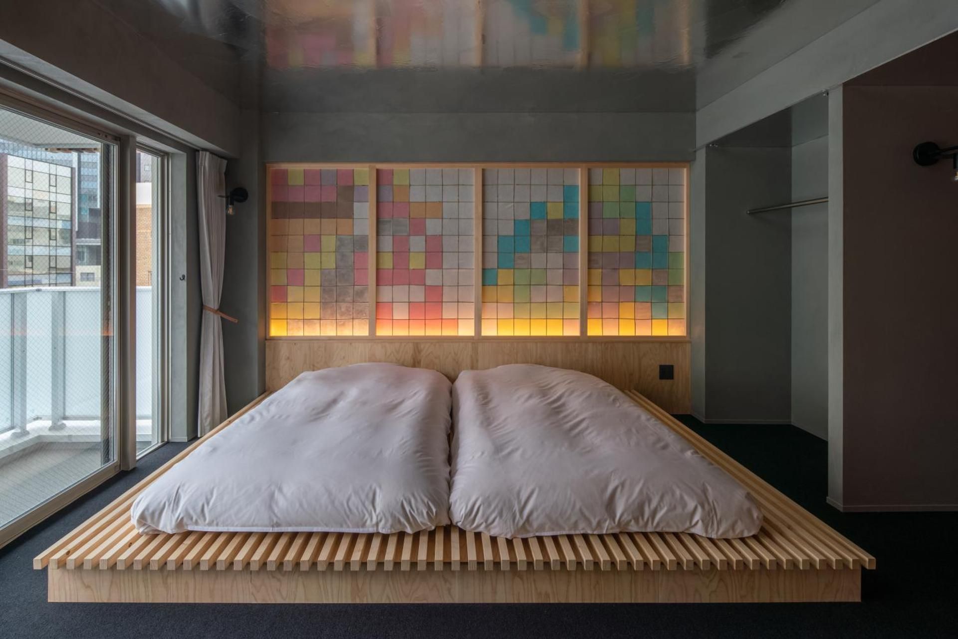 5F Sleep and Wake Up in The City