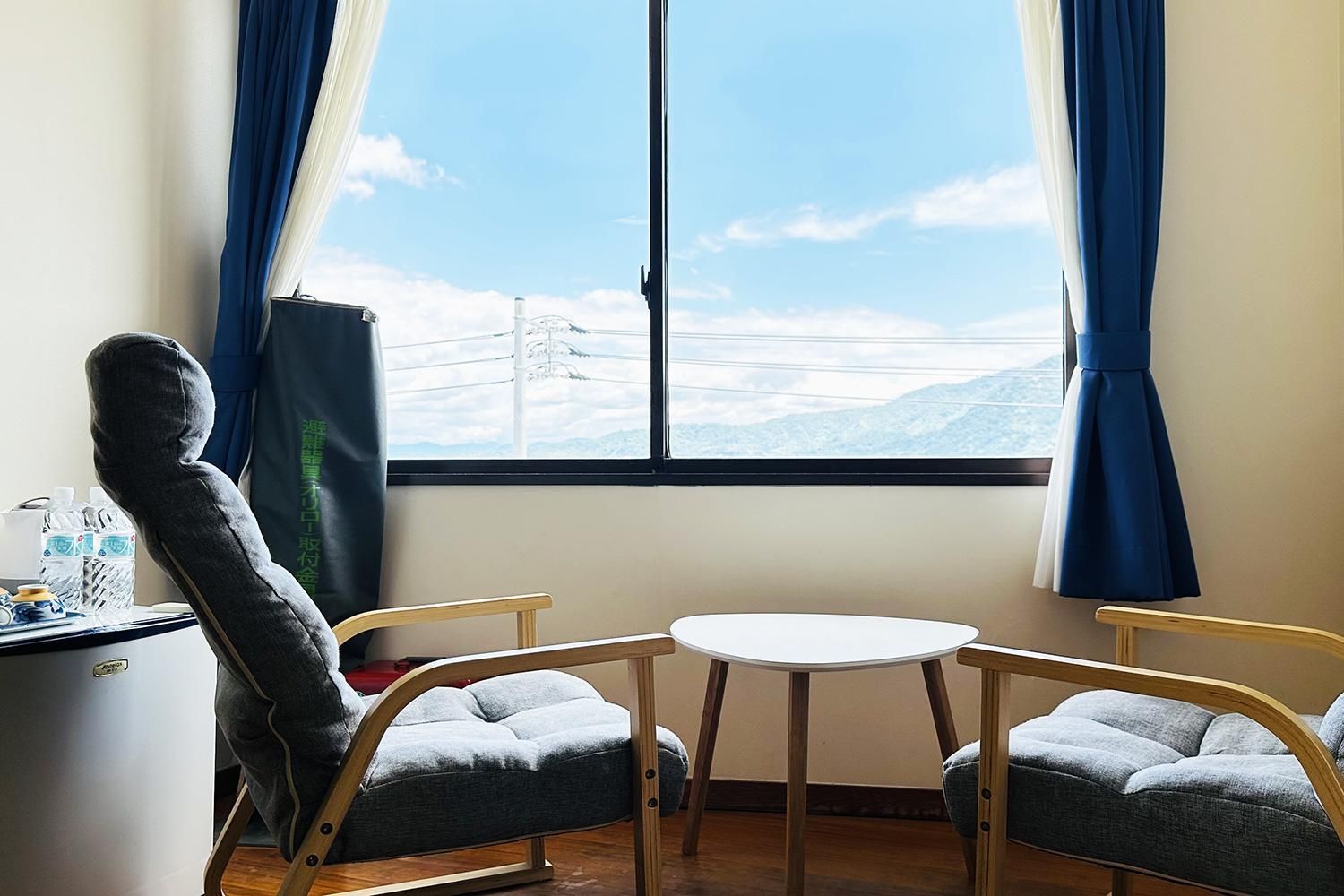 Japanese-Style Room